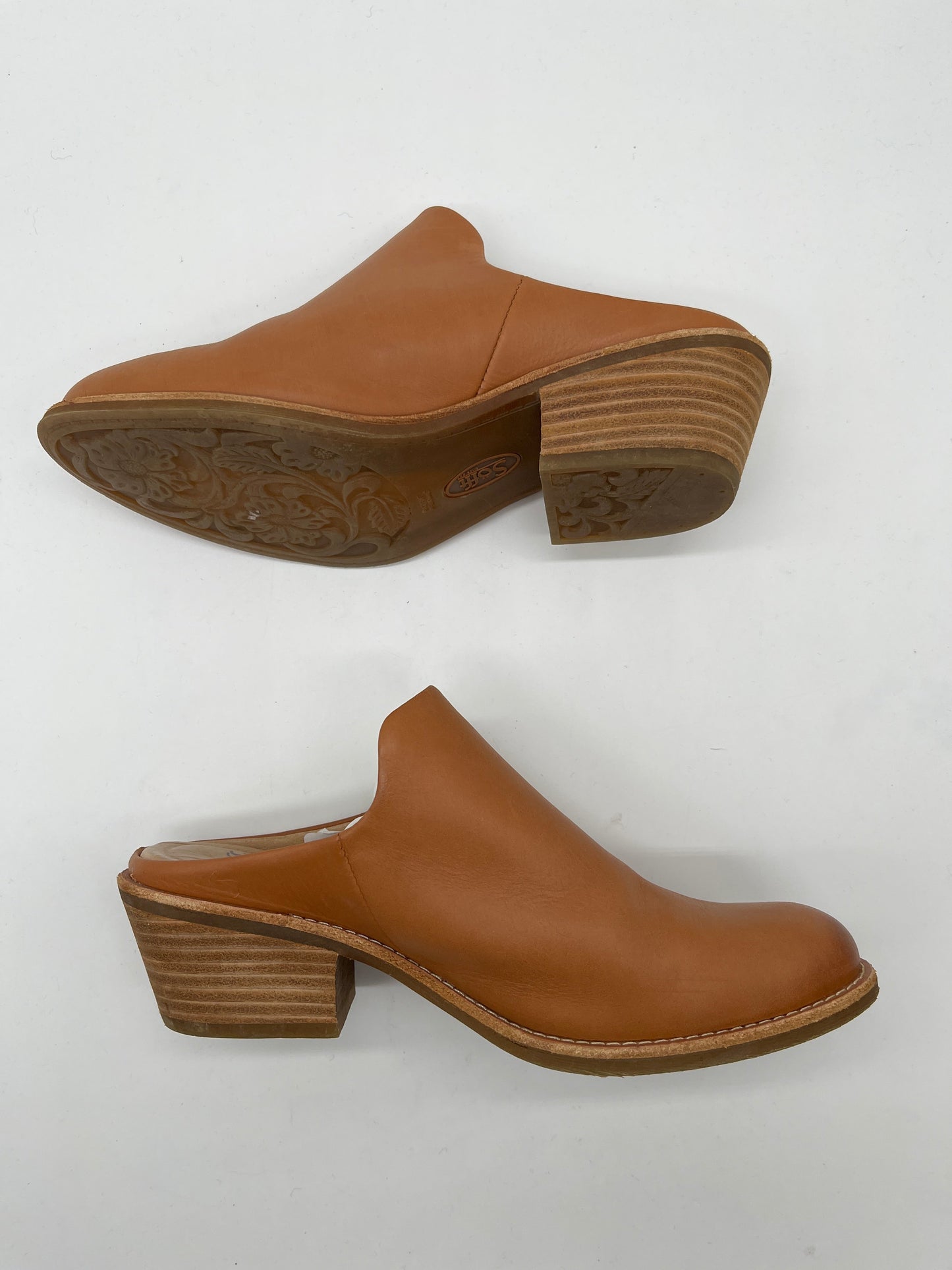 Brown Shoes Heels Block Sofft, Size 7.5