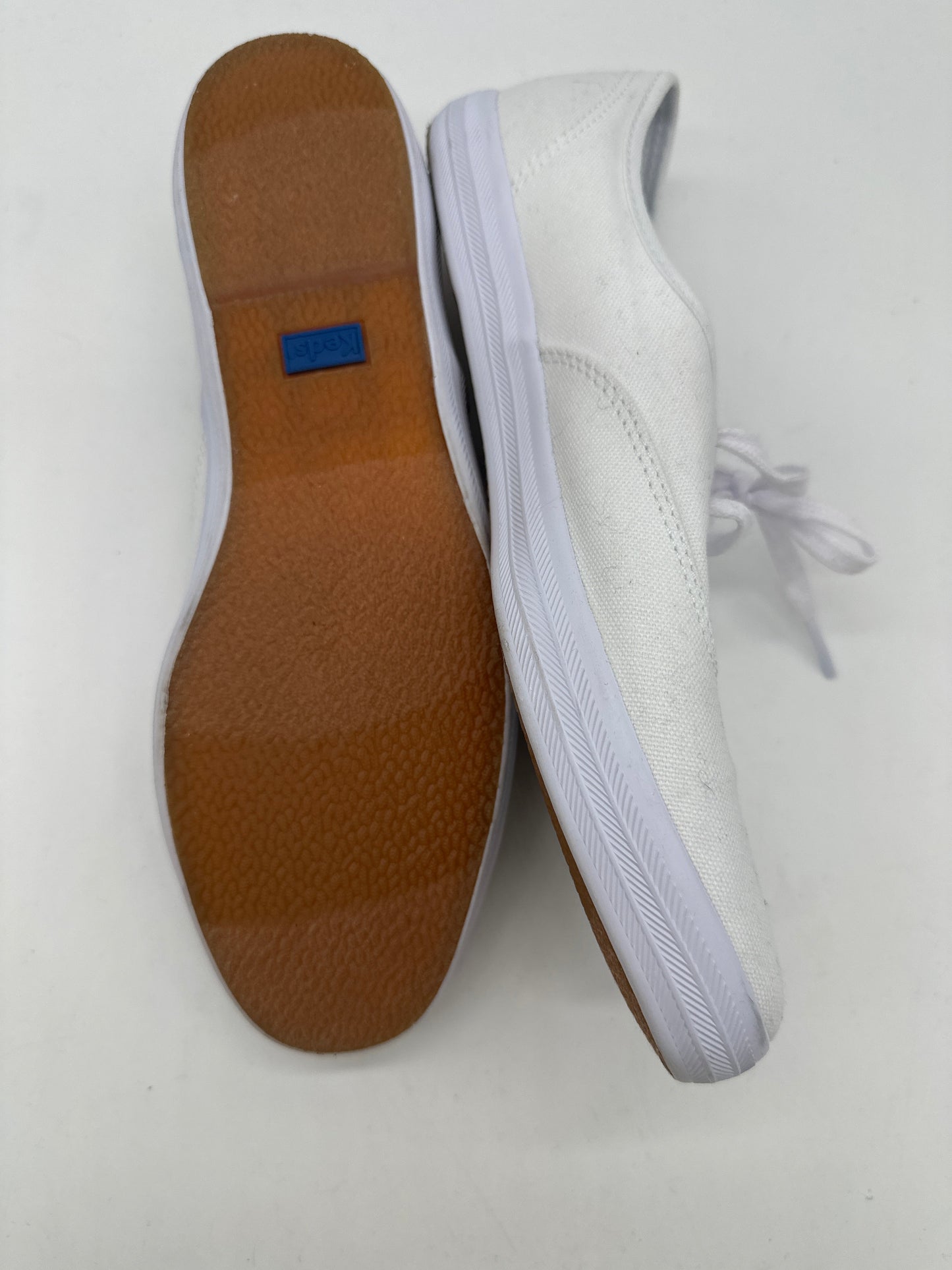 Shoes Flats By Keds In White, Size: 8.5