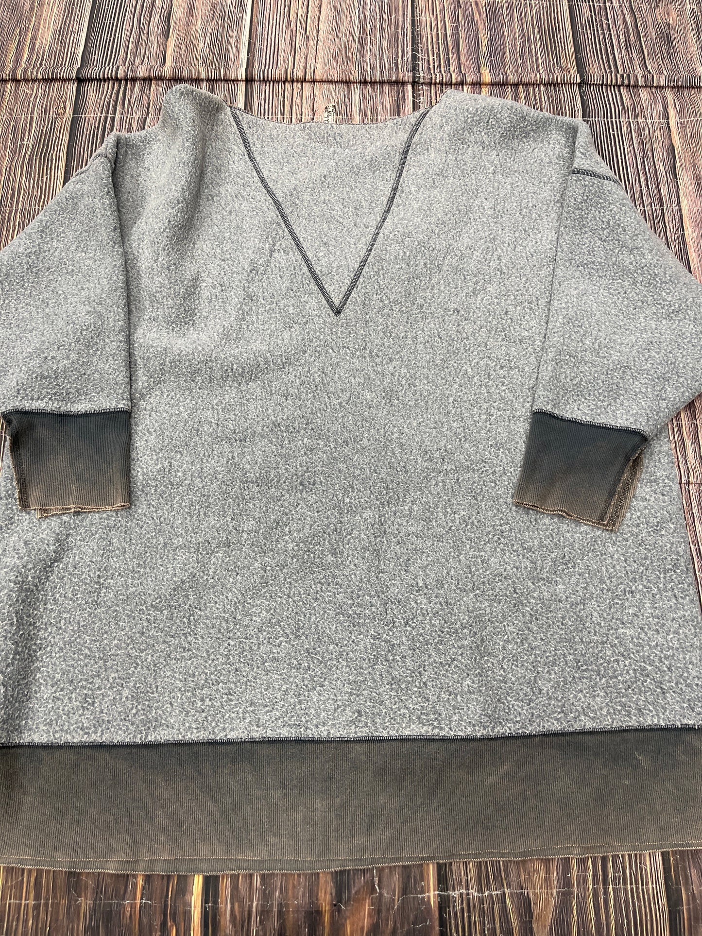 Sweatshirt Collar By Free People In Grey, Size: M