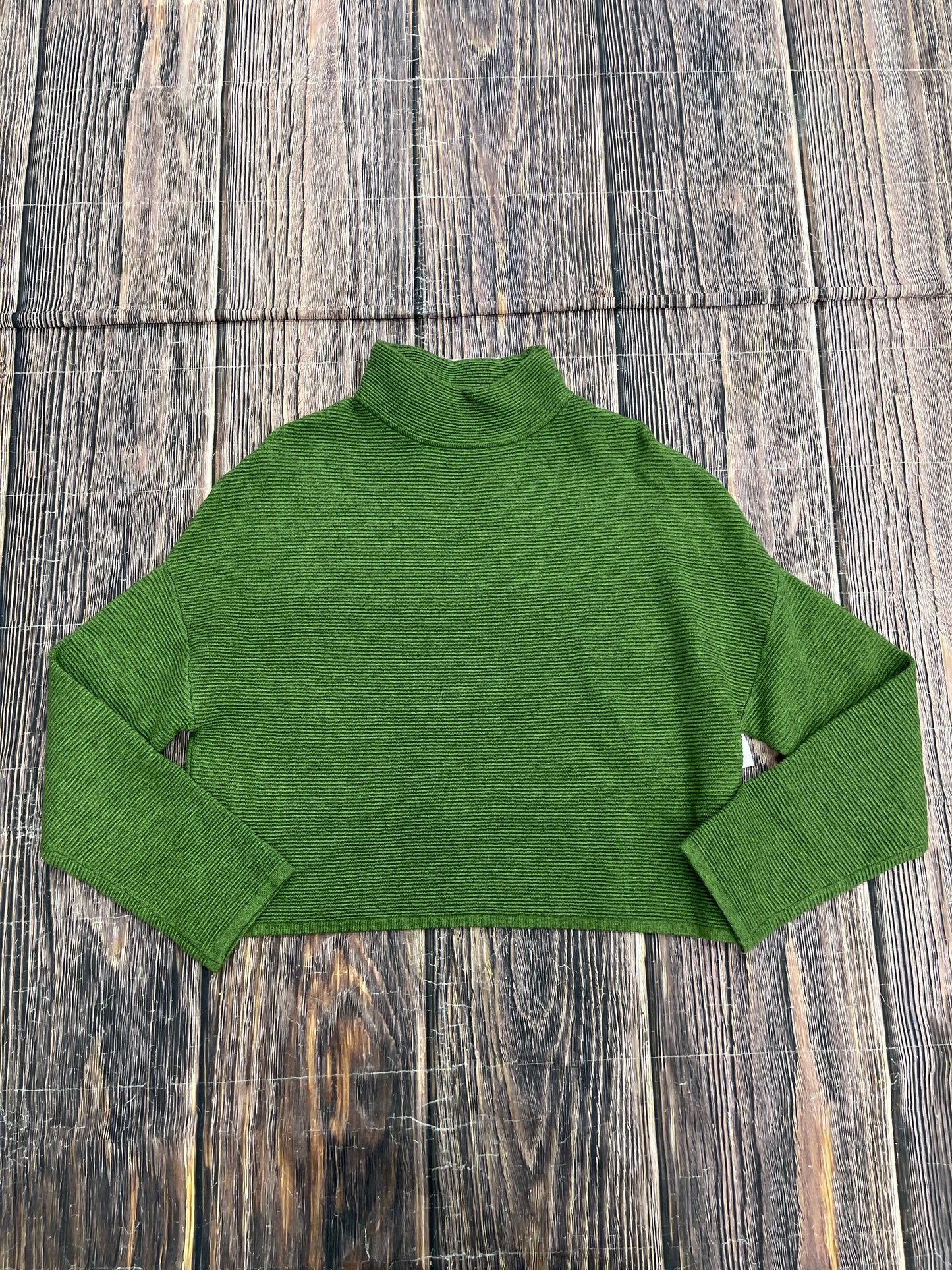 Sweater By Clothes Mentor In Green, Size: M