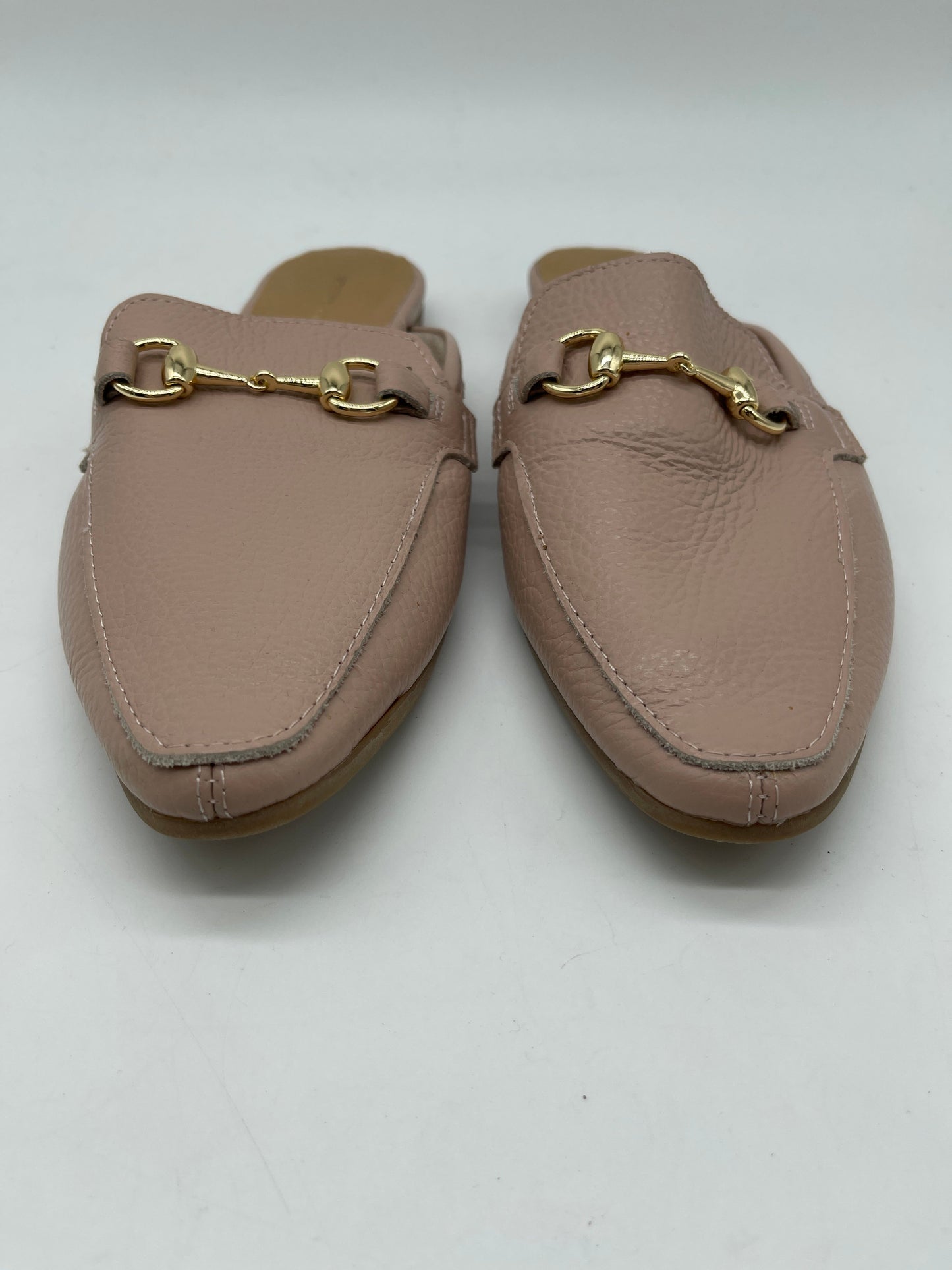 Shoes Flats By Cma In Pink, Size: 7.5