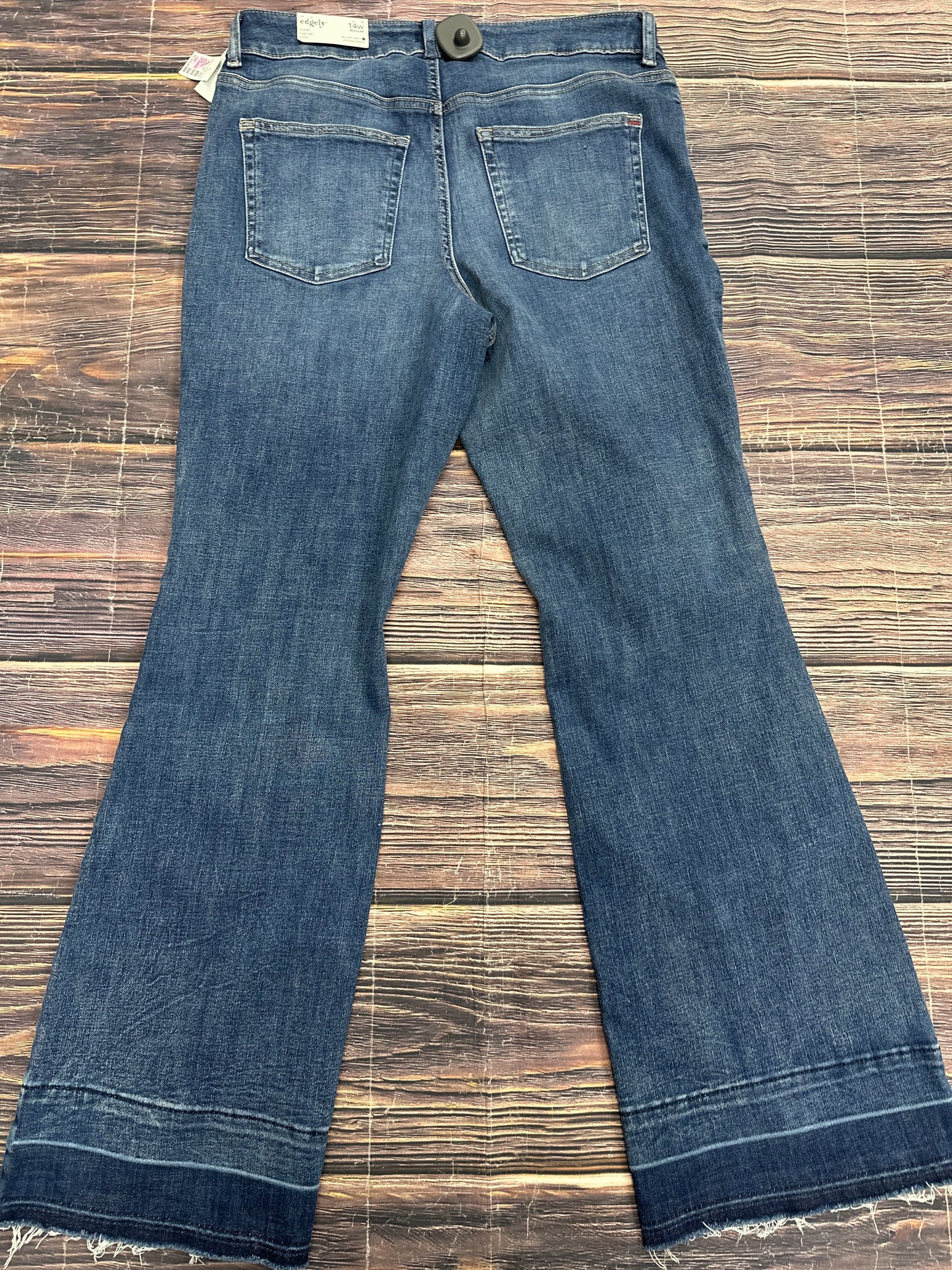 Jeans Flared By Maurices In Blue Denim, Size: 14