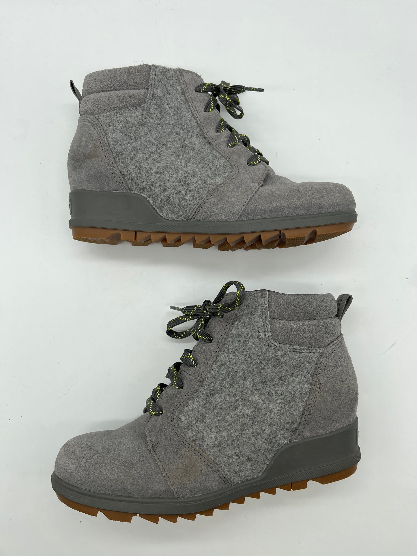 Boots Ankle Heels By Sorel In Grey, Size: 8