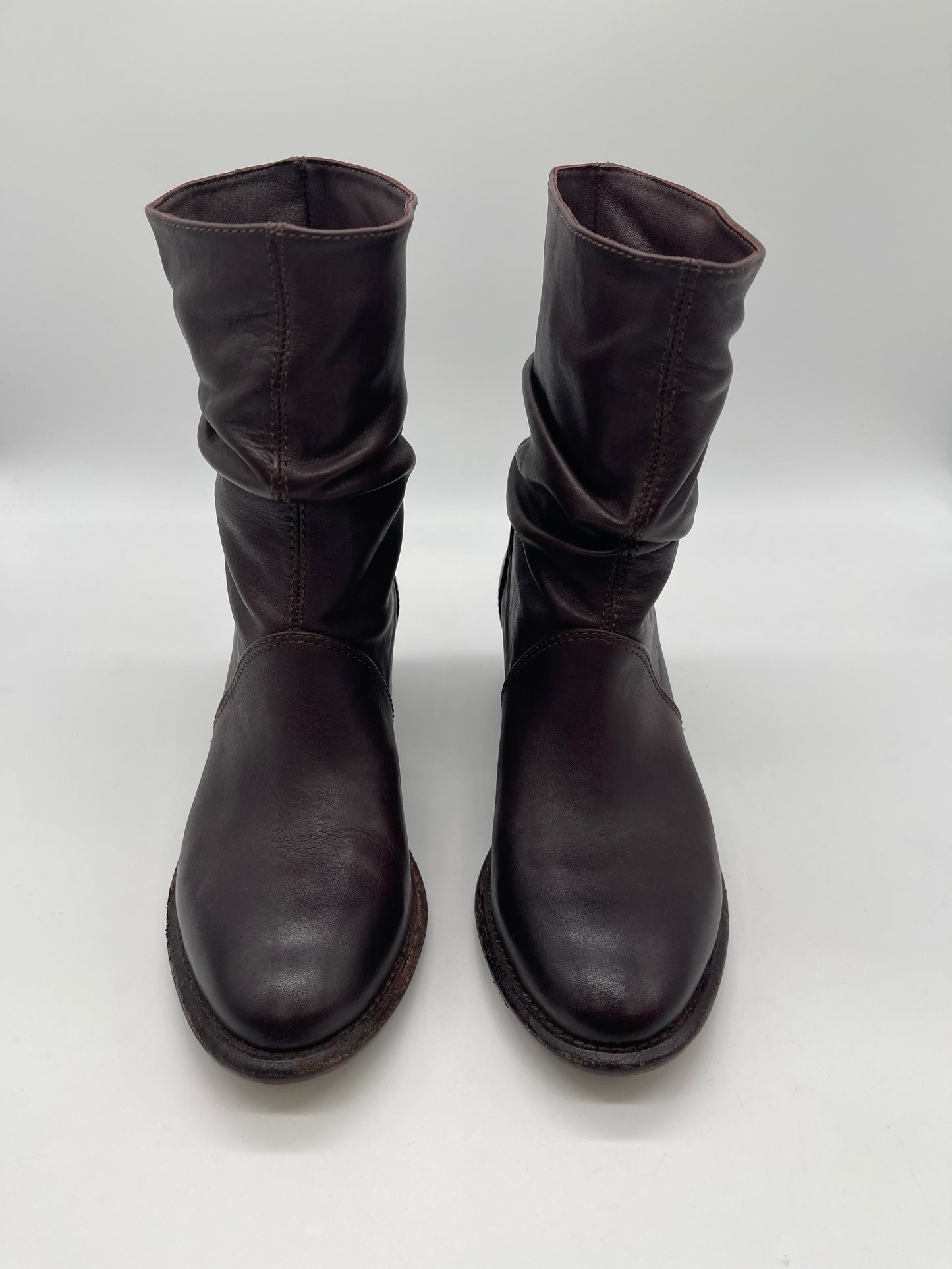 Boots Designer By Patricia Nash In Brown, Size: 6