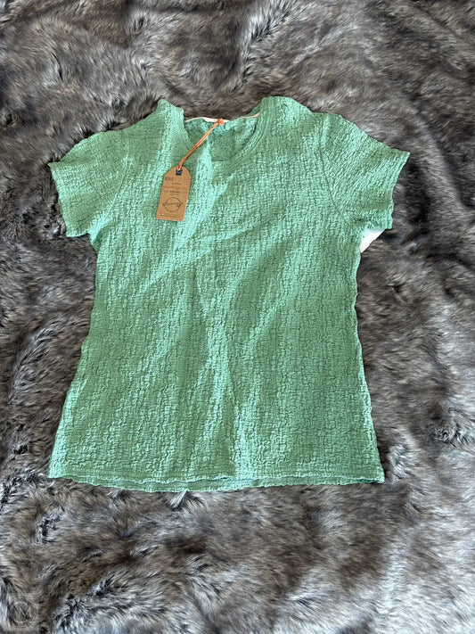 Top Short Sleeve By Weatherproof In Green, Size: L