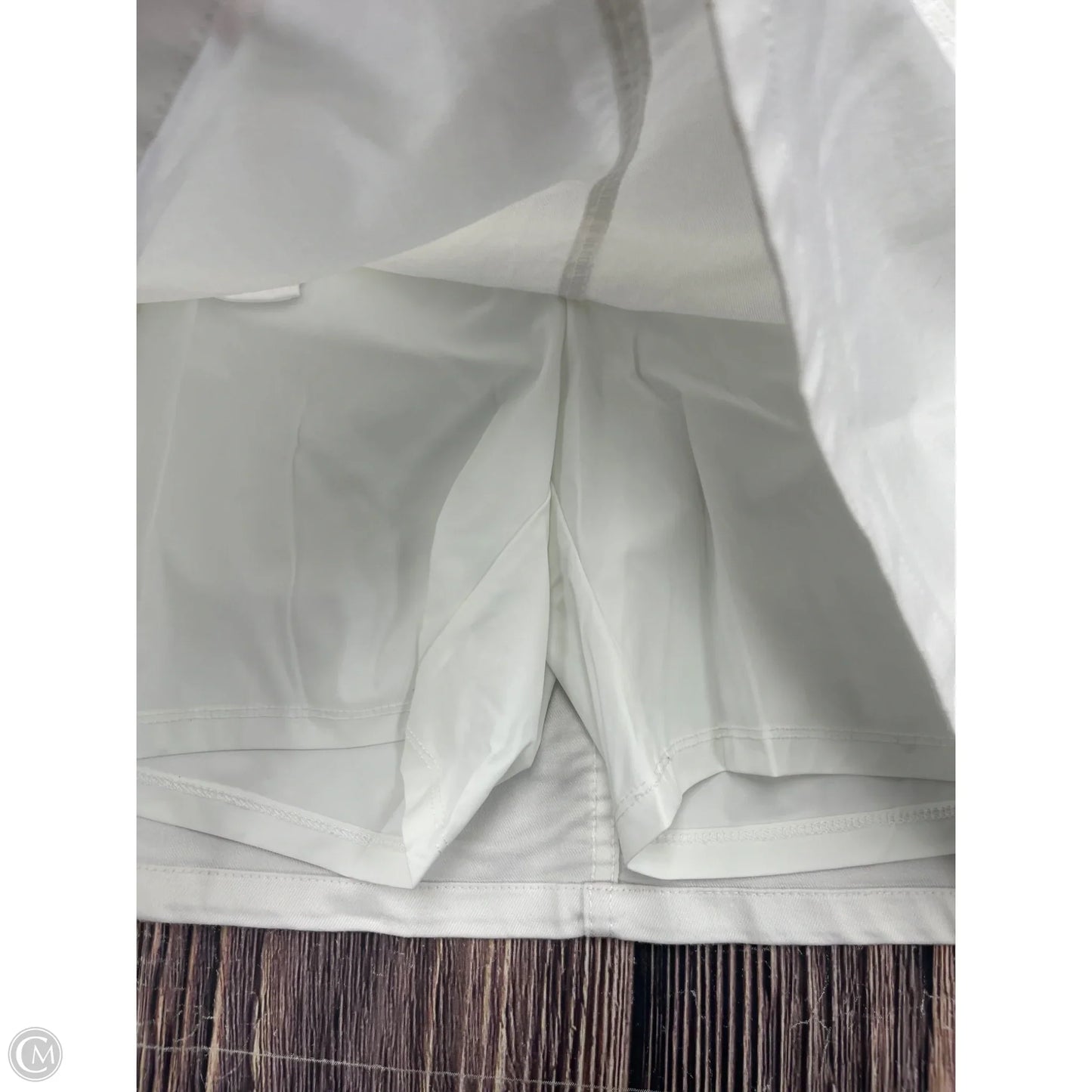 Skort By Sc & Co In White, Size: L