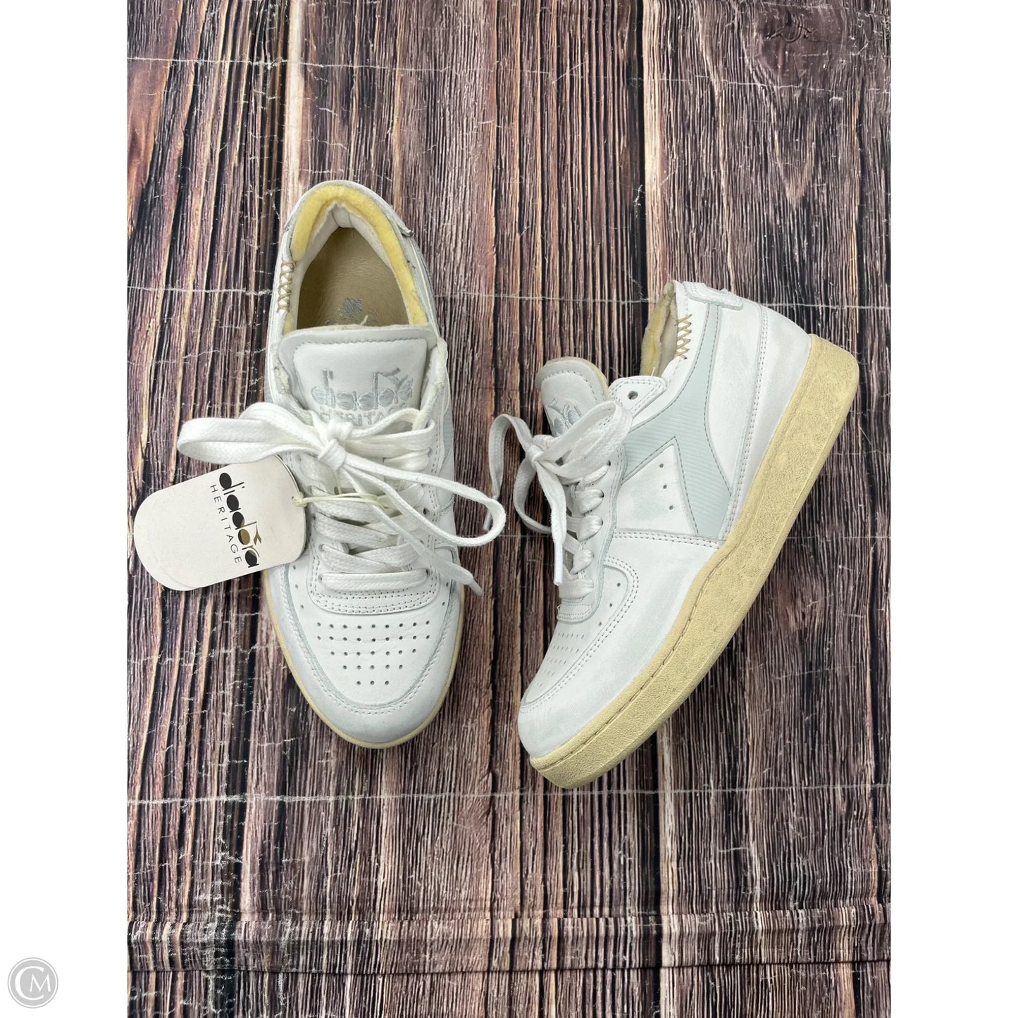 Shoes Sneakers By Cmb In White, Size: 6.5