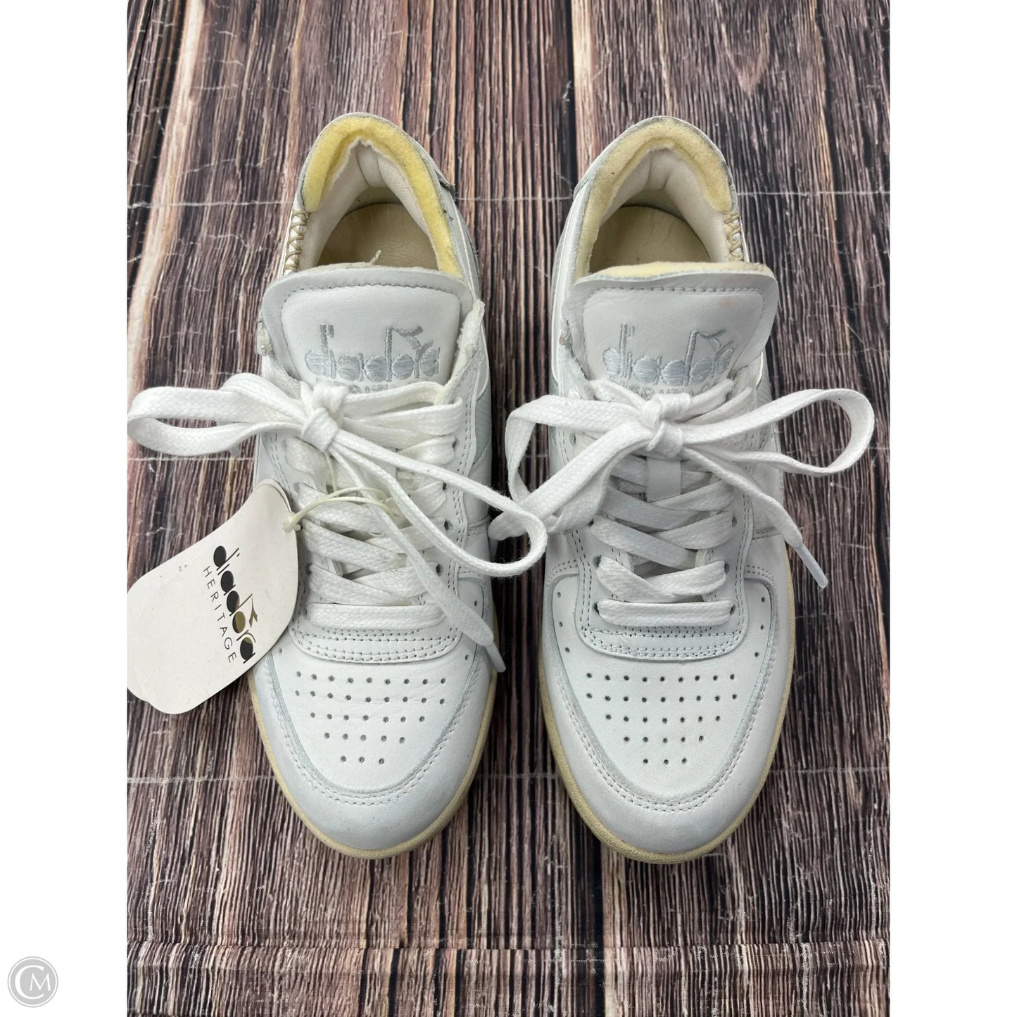 Shoes Sneakers By Cmb In White, Size: 6.5