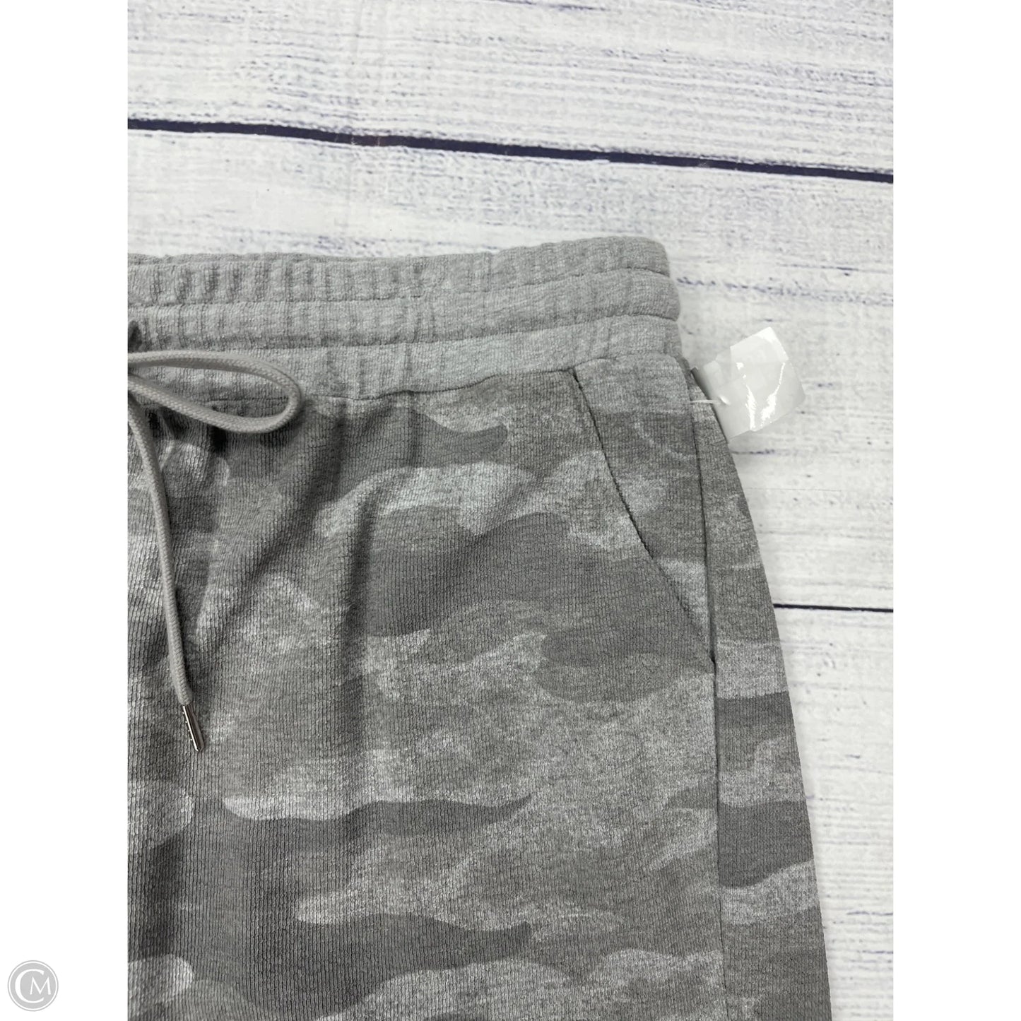 Skirt Mini & Short By Maurices In Camouflage Print, Size: Xl