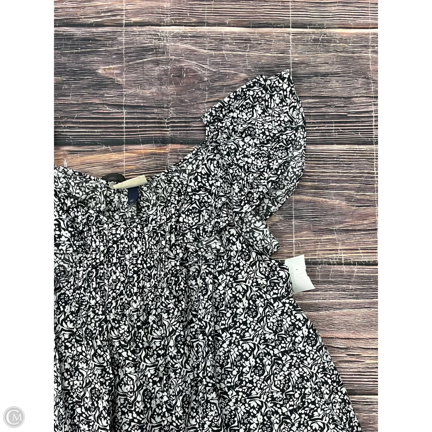 Tank Top By Universal Thread In Black, Size: 1x