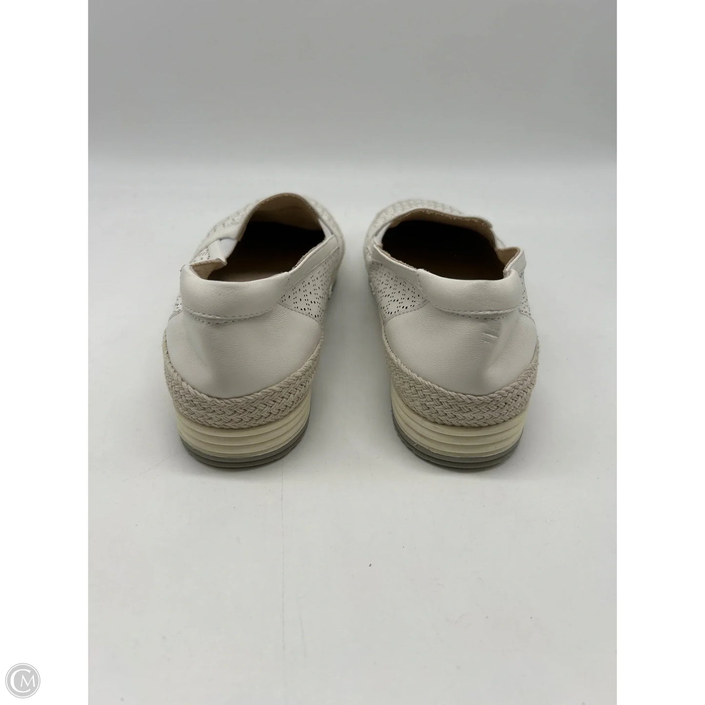 Shoes Flats By Vaneli In White, Size: 7.5