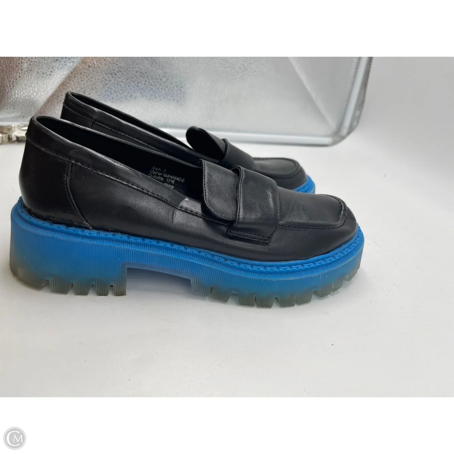 Shoes Flats By Cmb In Black, Size: 7