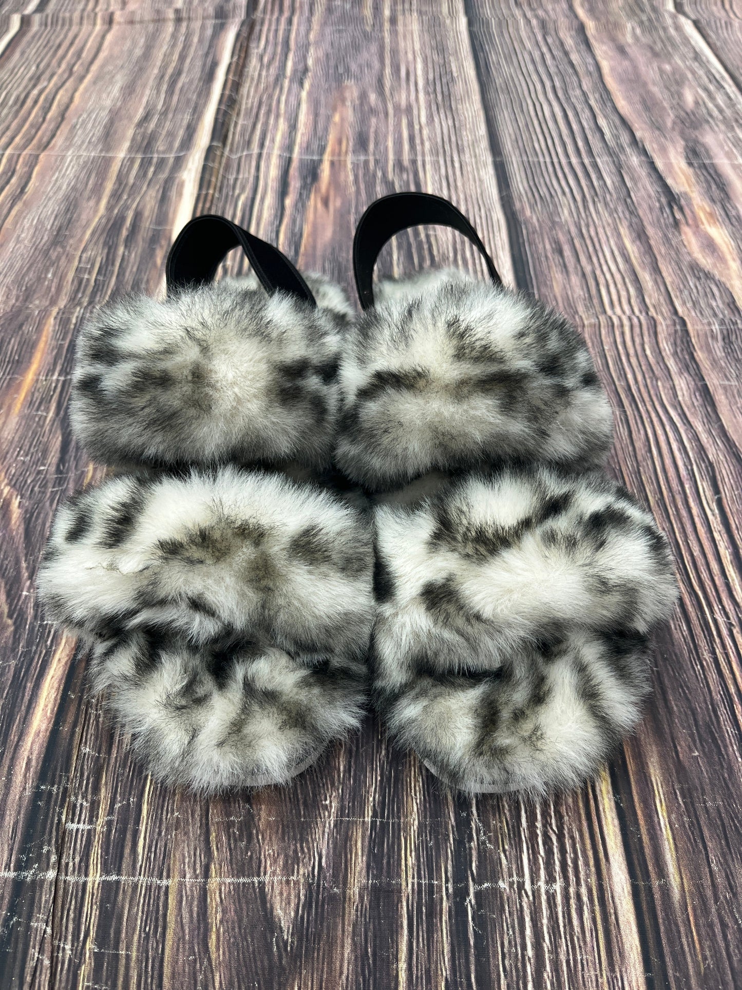 Grey Sandals Flats Dolce Vita, Size 8
