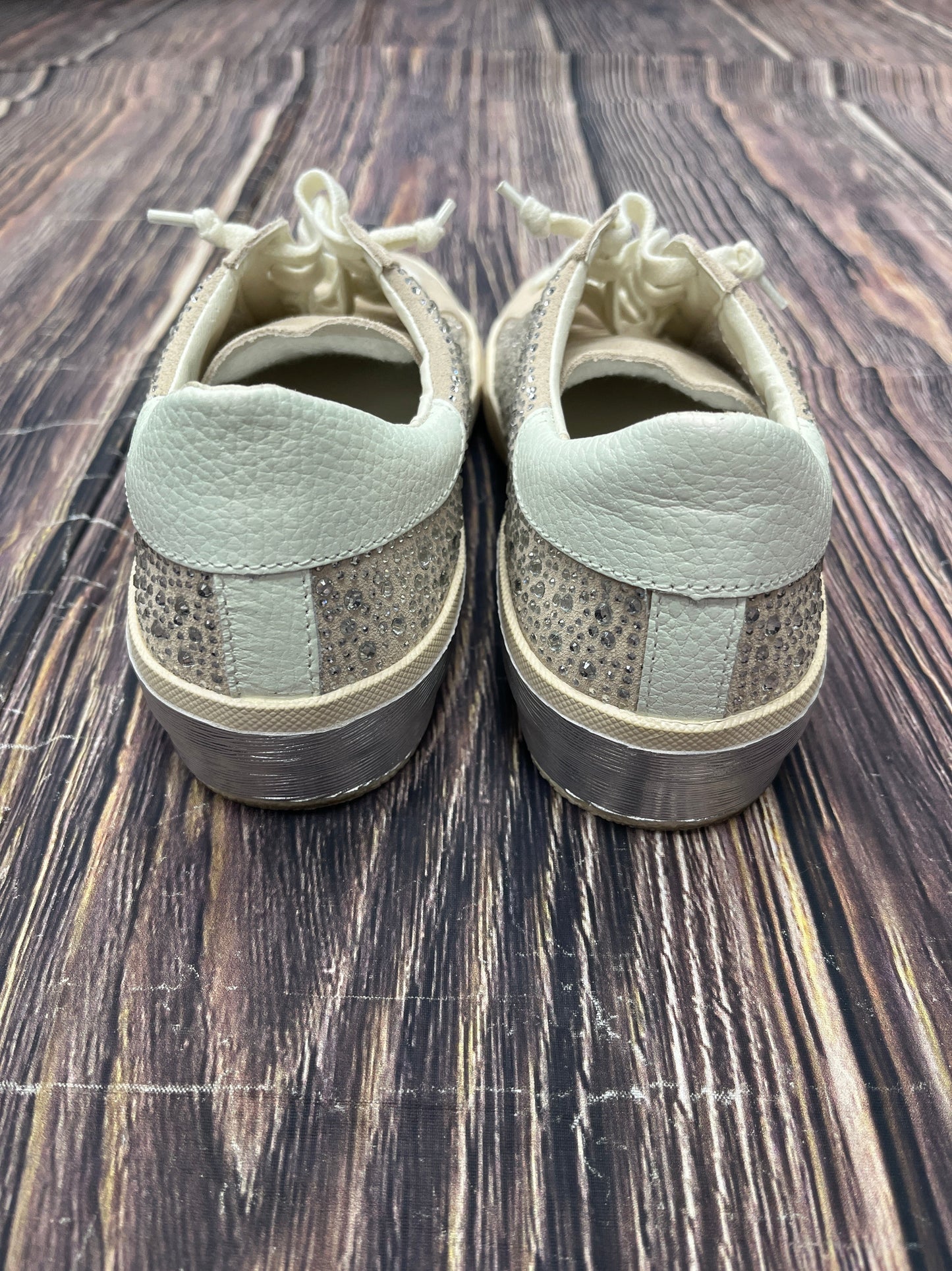 Tan Shoes Sneakers Dolce Vita, Size 7.5