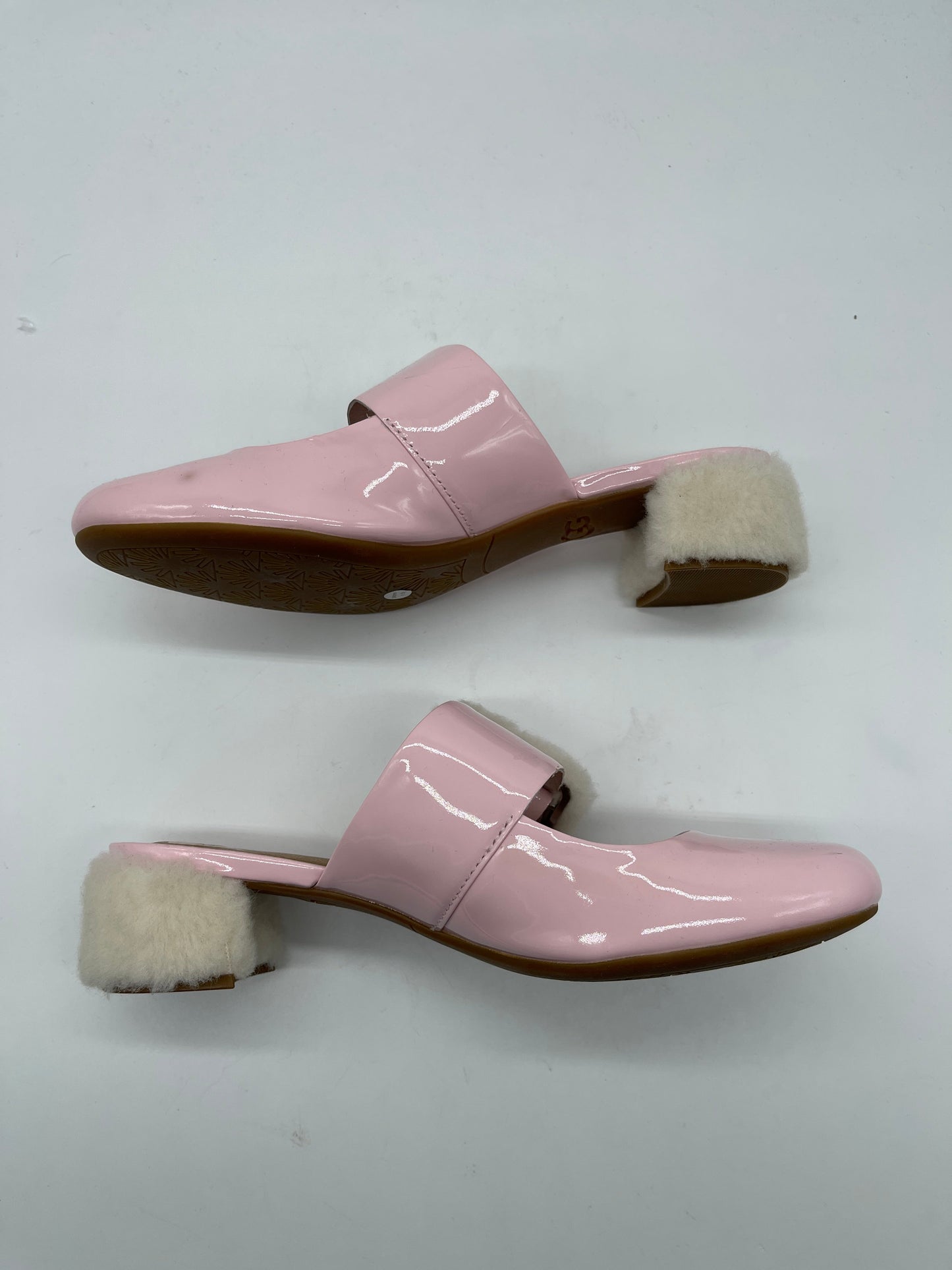 Shoes Heels Block By Ugg In Pink, Size: 7