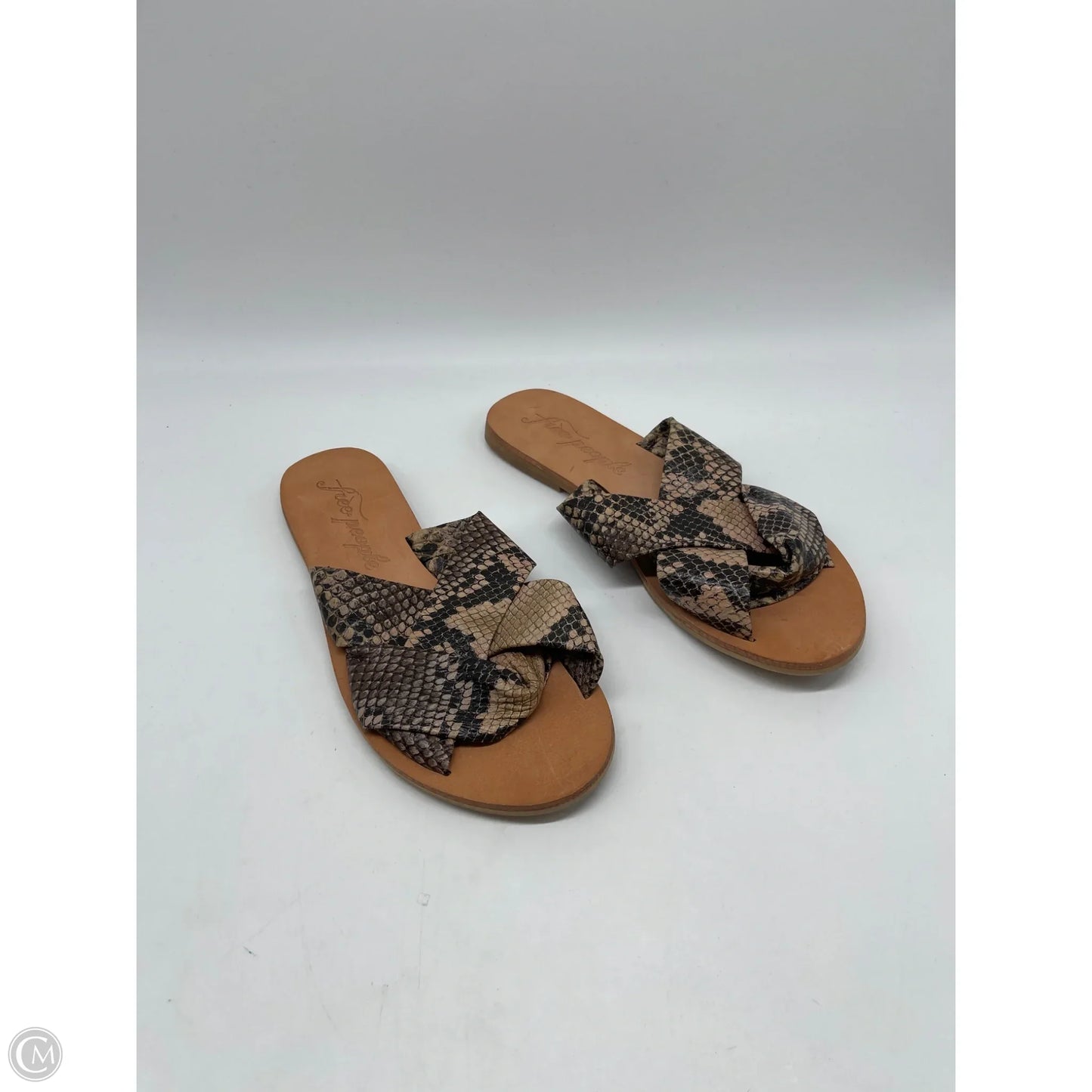 Sandals Flats By Free People In Animal Print, Size: 6