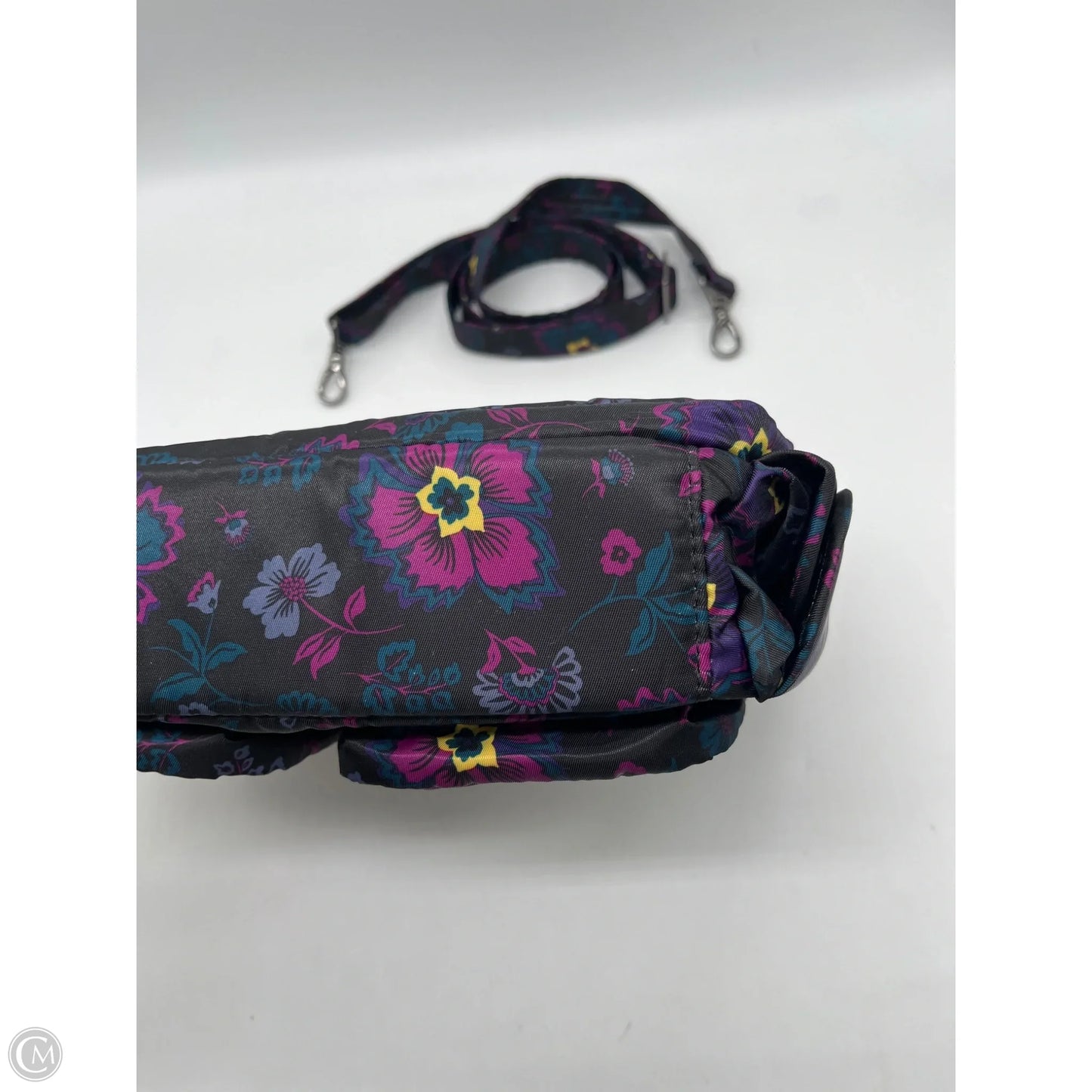 Handbag By Lugg, Size: Medium