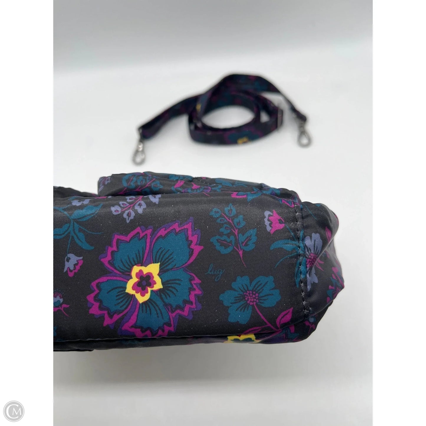 Handbag By Lugg, Size: Medium