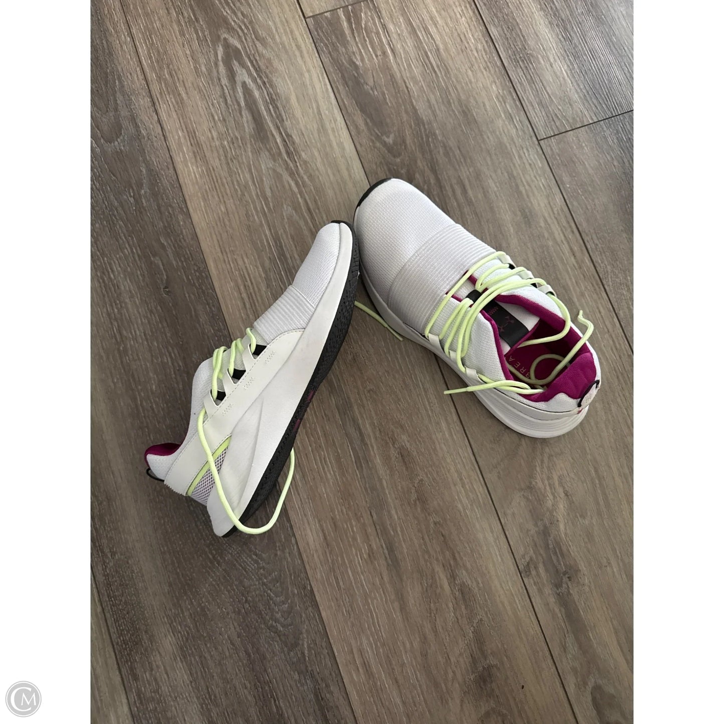 Shoes Athletic By Under Armour In White, Size: 9.5