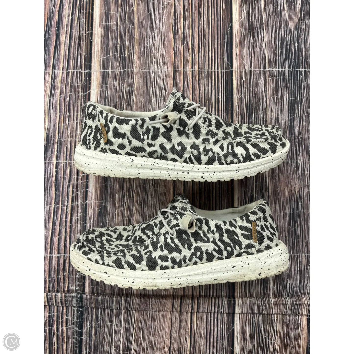 Shoes Flats By Hey Dude In Black, Size: 6