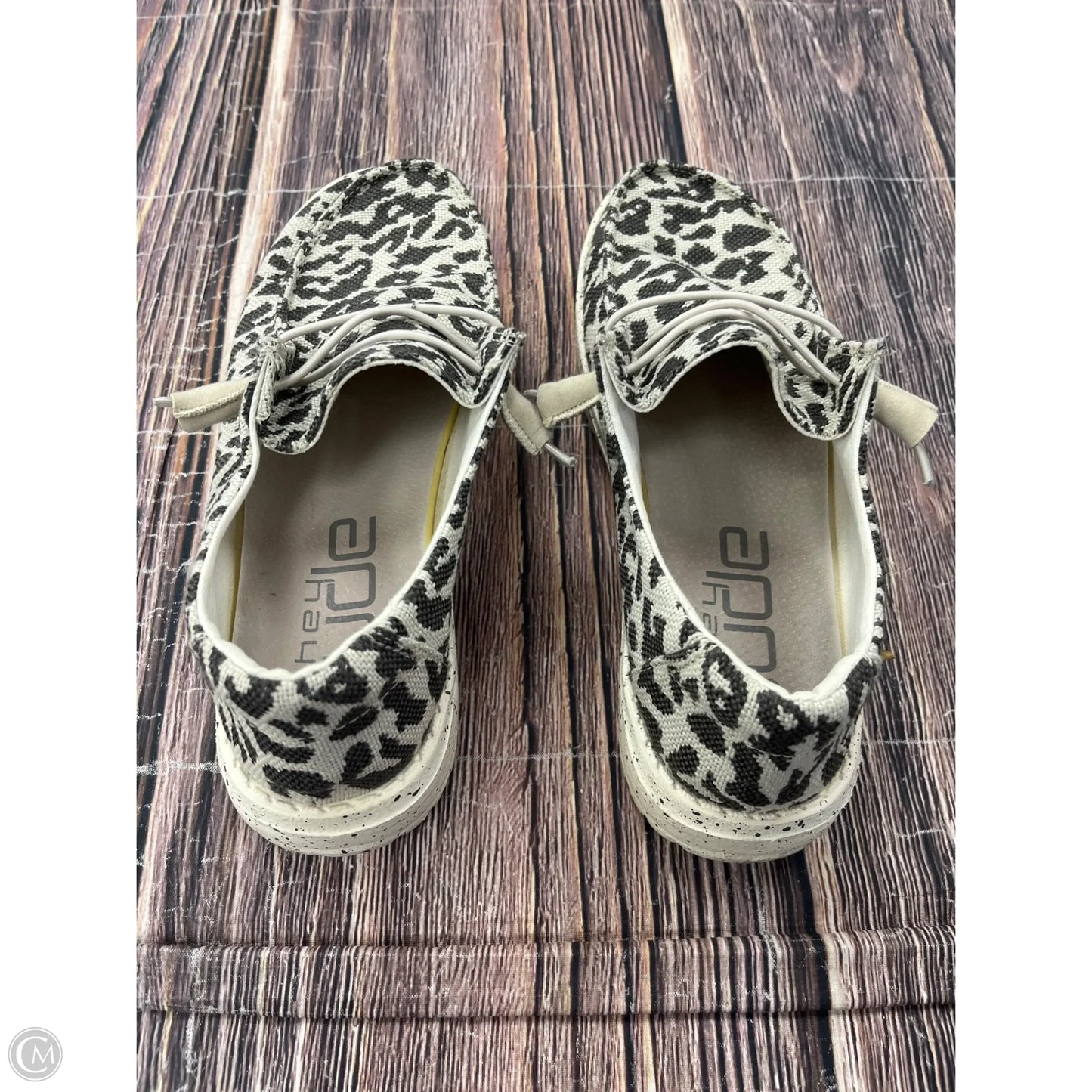 Shoes Flats By Hey Dude In Black, Size: 6