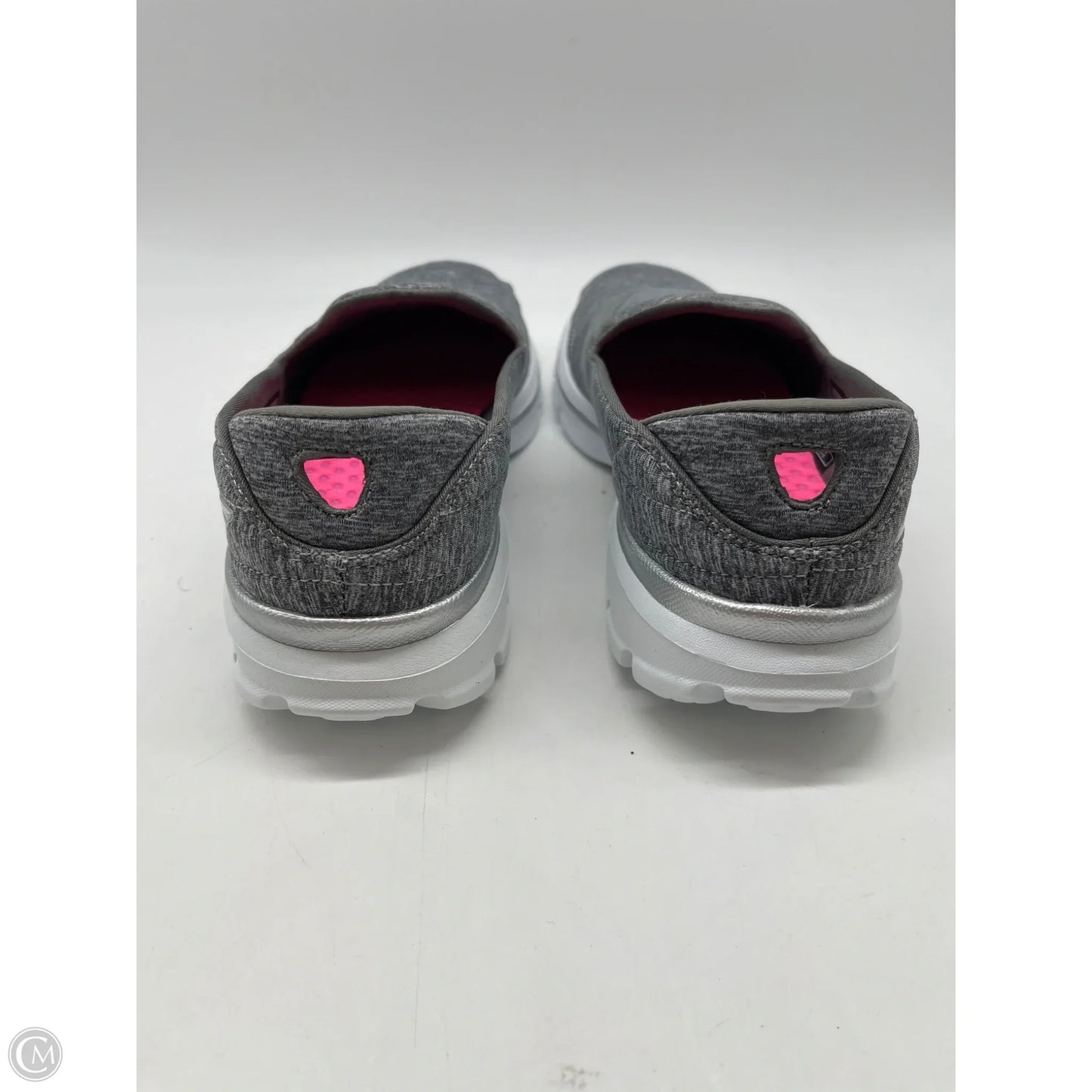 Shoes Flats By Skechers In Grey, Size: 9