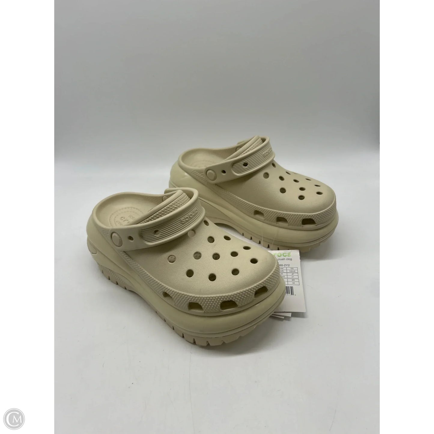 Shoes Flats By Crocs In Yellow, Size: 5