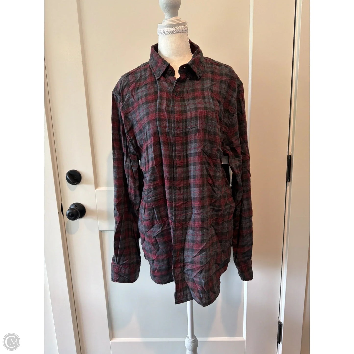 Top Long Sleeve By Weatherproof In Red, Size: M