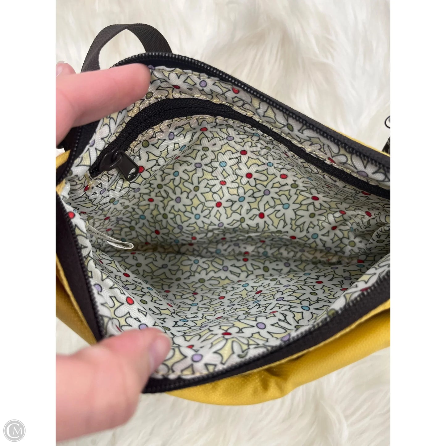Crossbody By Sherpani, Size: Medium