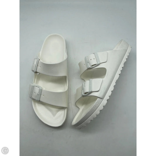 Sandals Flats By Birkenstock In White, Size: 10