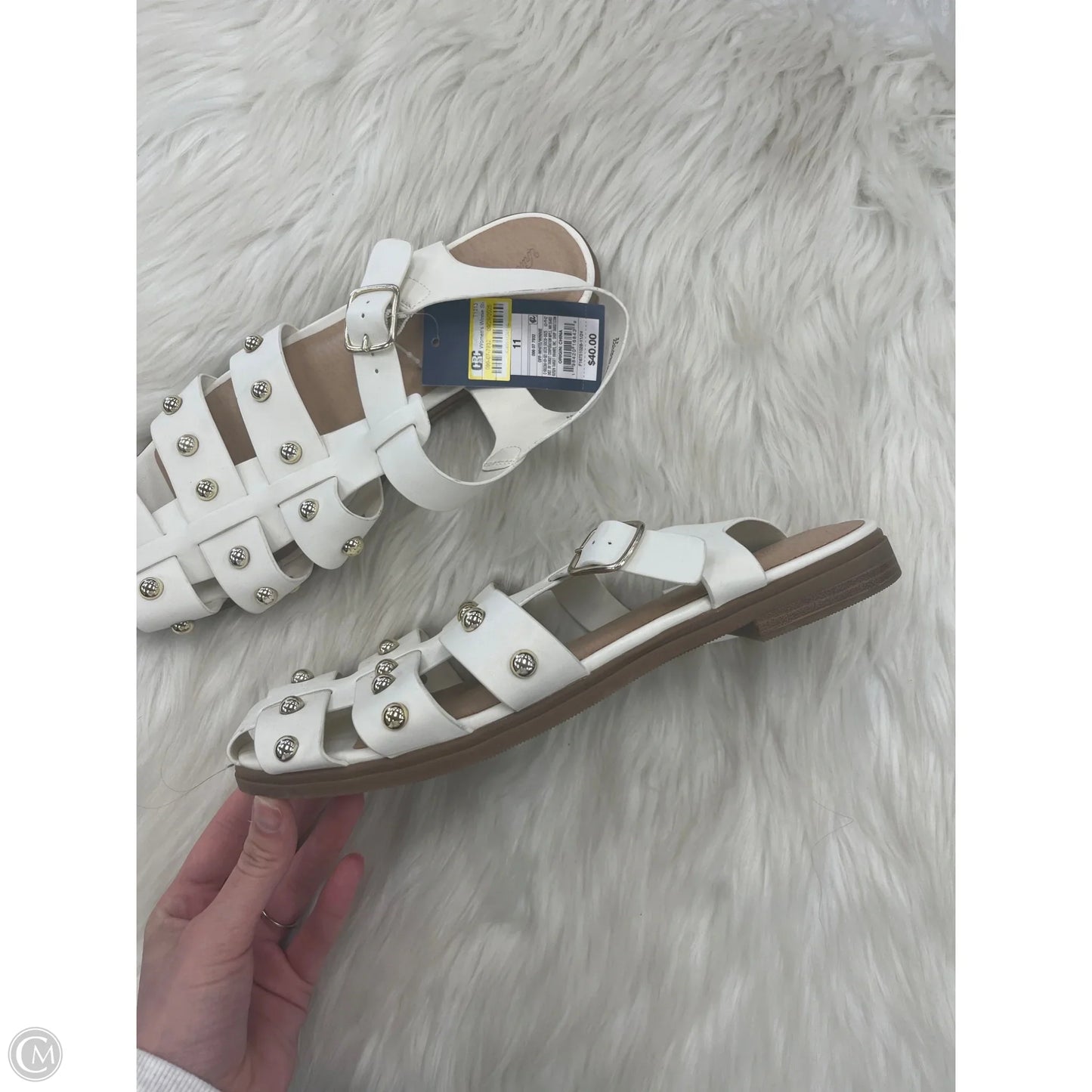 Sandals Flats By Universal Thread In White, Size: 11