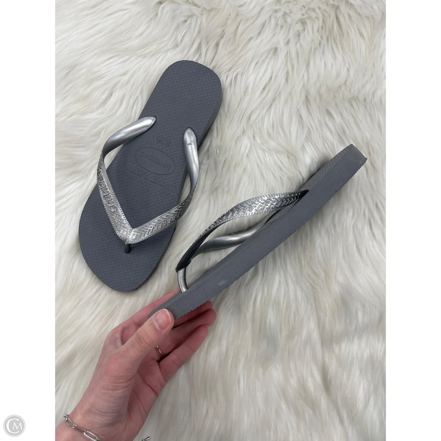 Sandals Flip Flops By Havaianas In Grey, Size: 8.5