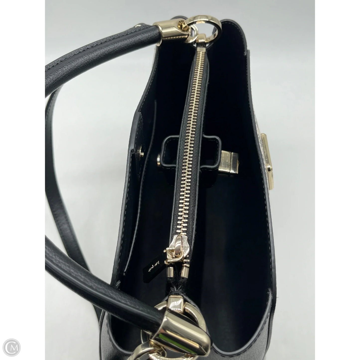 Crossbody Designer By Kate Spade, Size: Medium