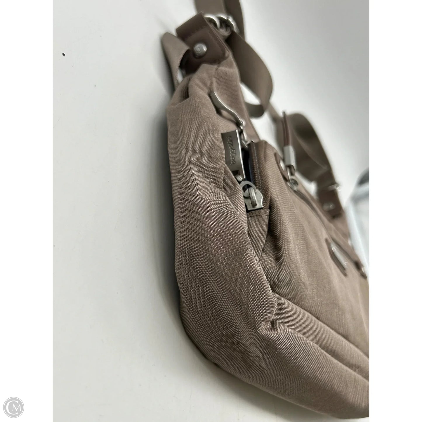 Crossbody By Baggallini, Size: Medium