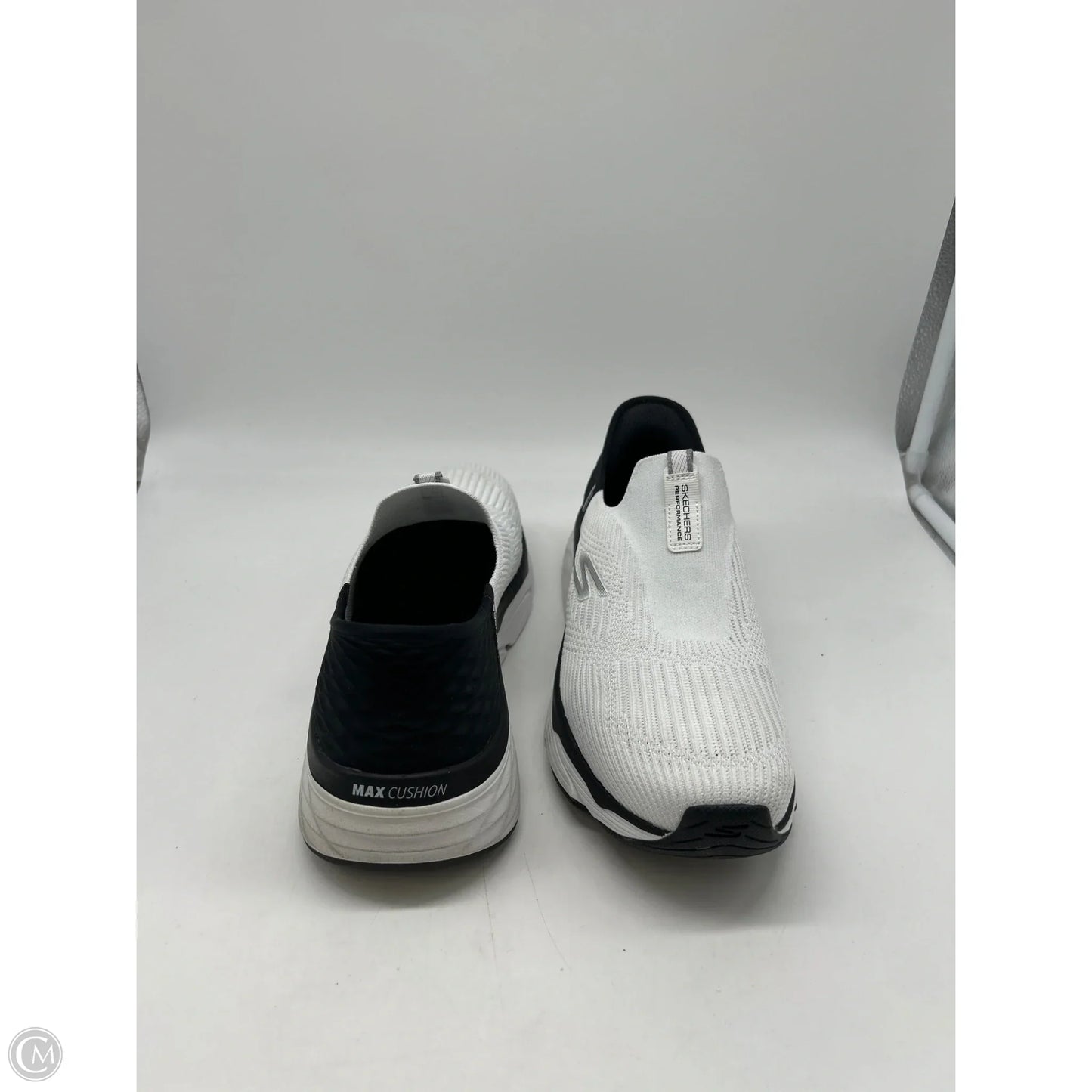 Shoes Athletic By Skechers In White, Size: 11