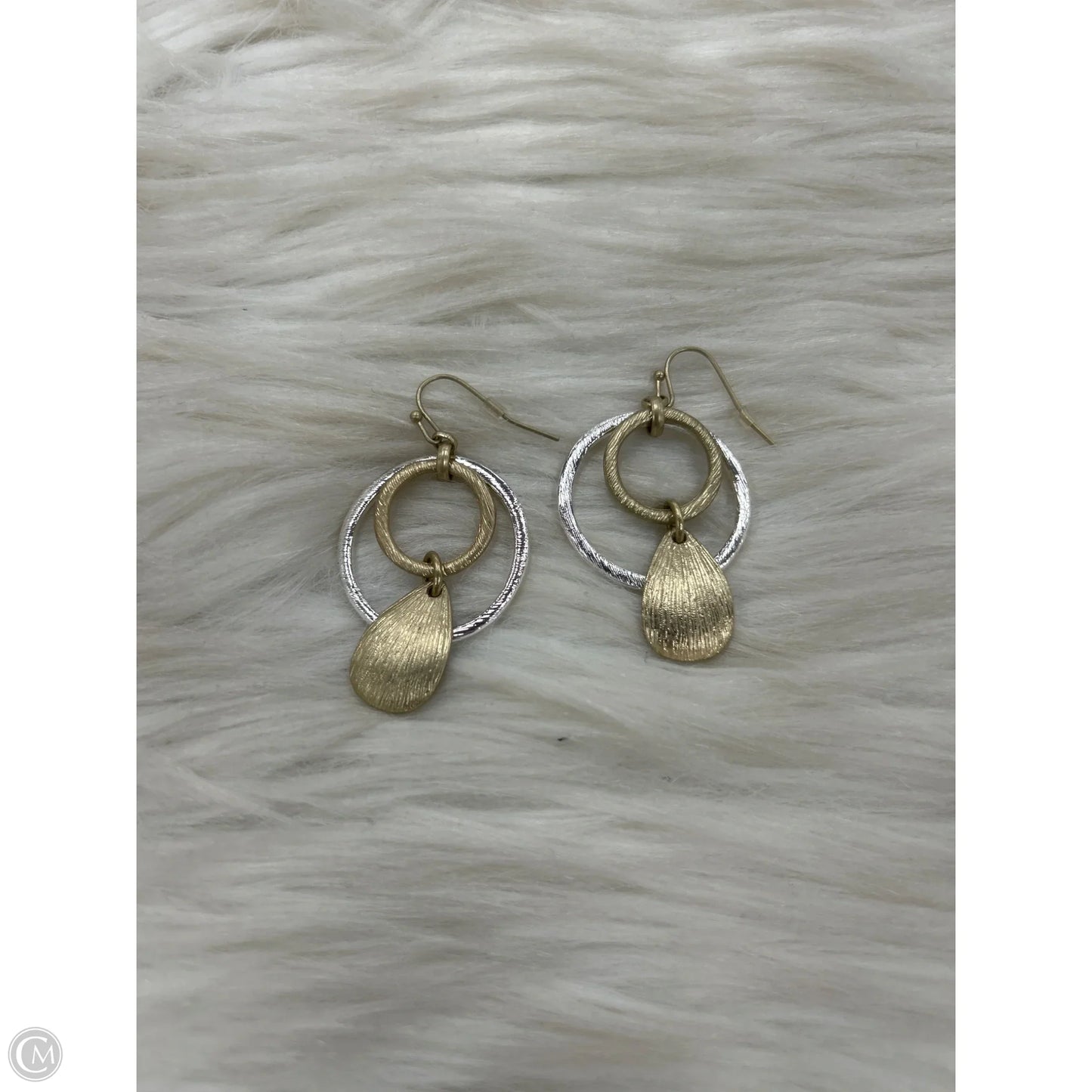 Earrings Dangle/drop By Clothes Mentor