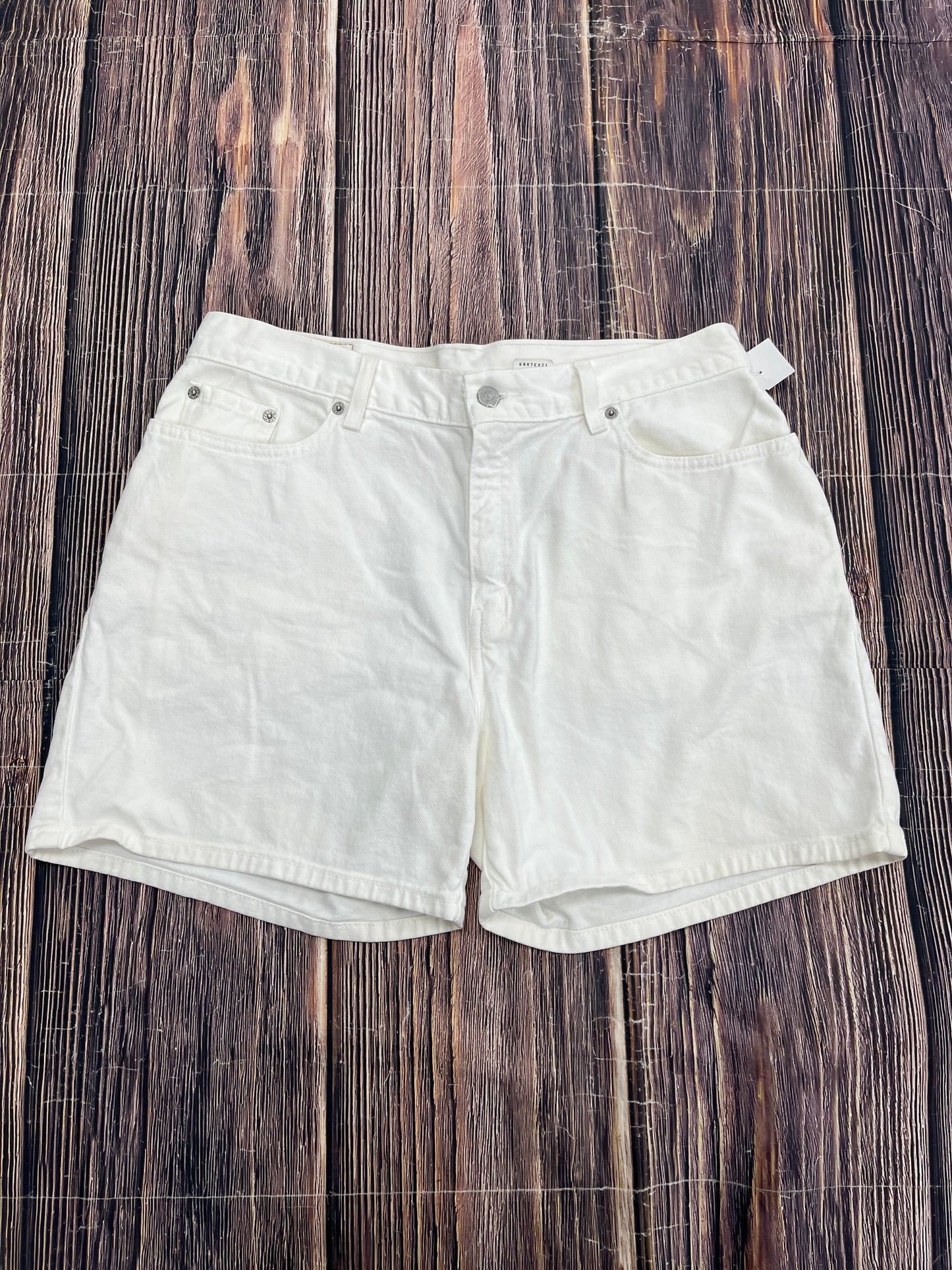 Shorts By Levis  Size: 14