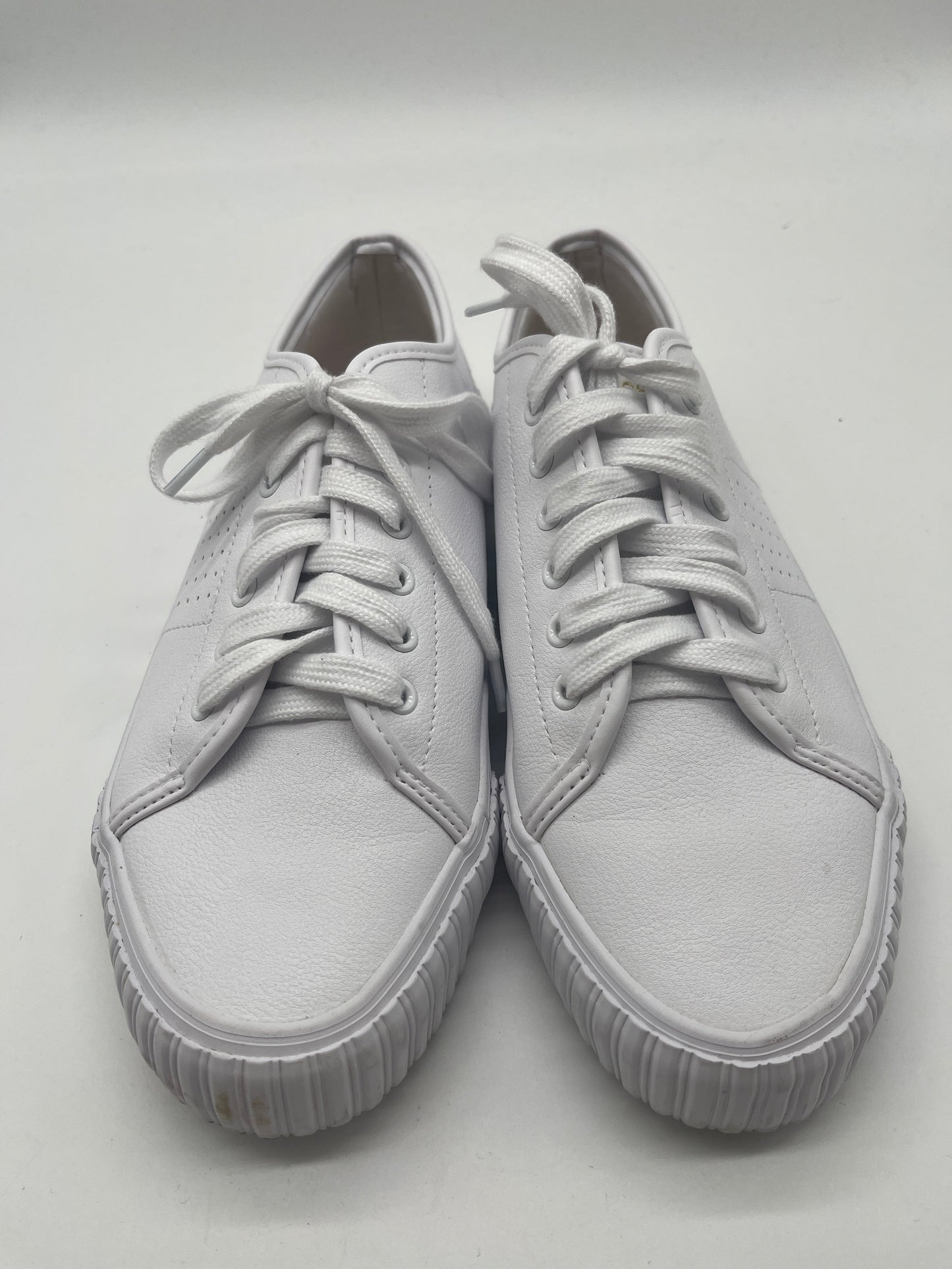 White Shoes Sneakers Rachel Zoe, Size 8