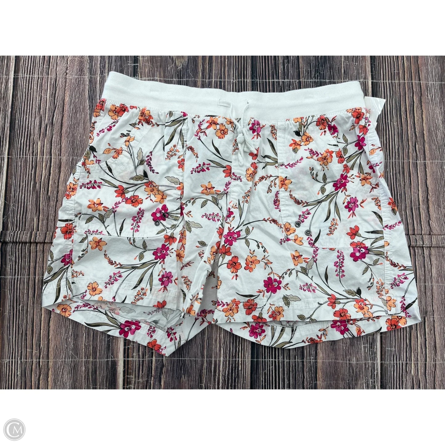 Shorts By Clothes Mentor In White, Size: L