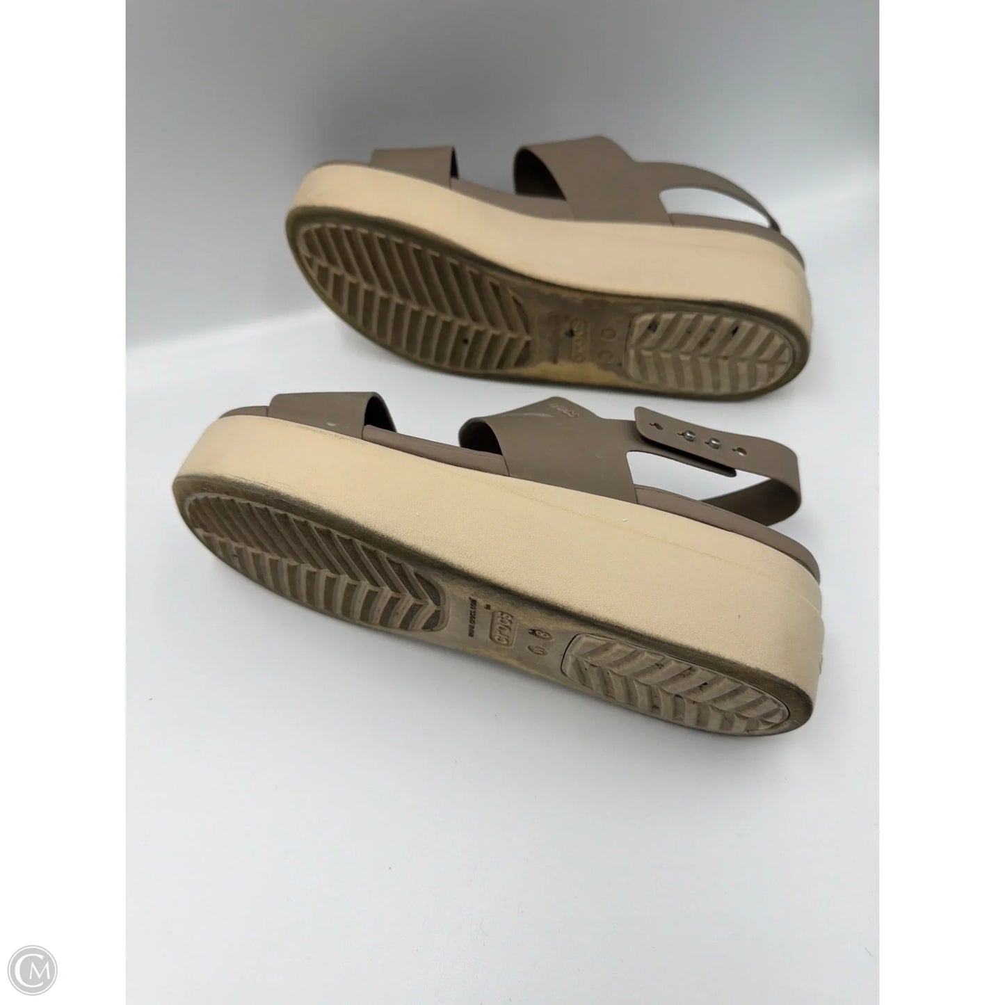 Sandals Heels Platform By Crocs In Brown, Size: 8