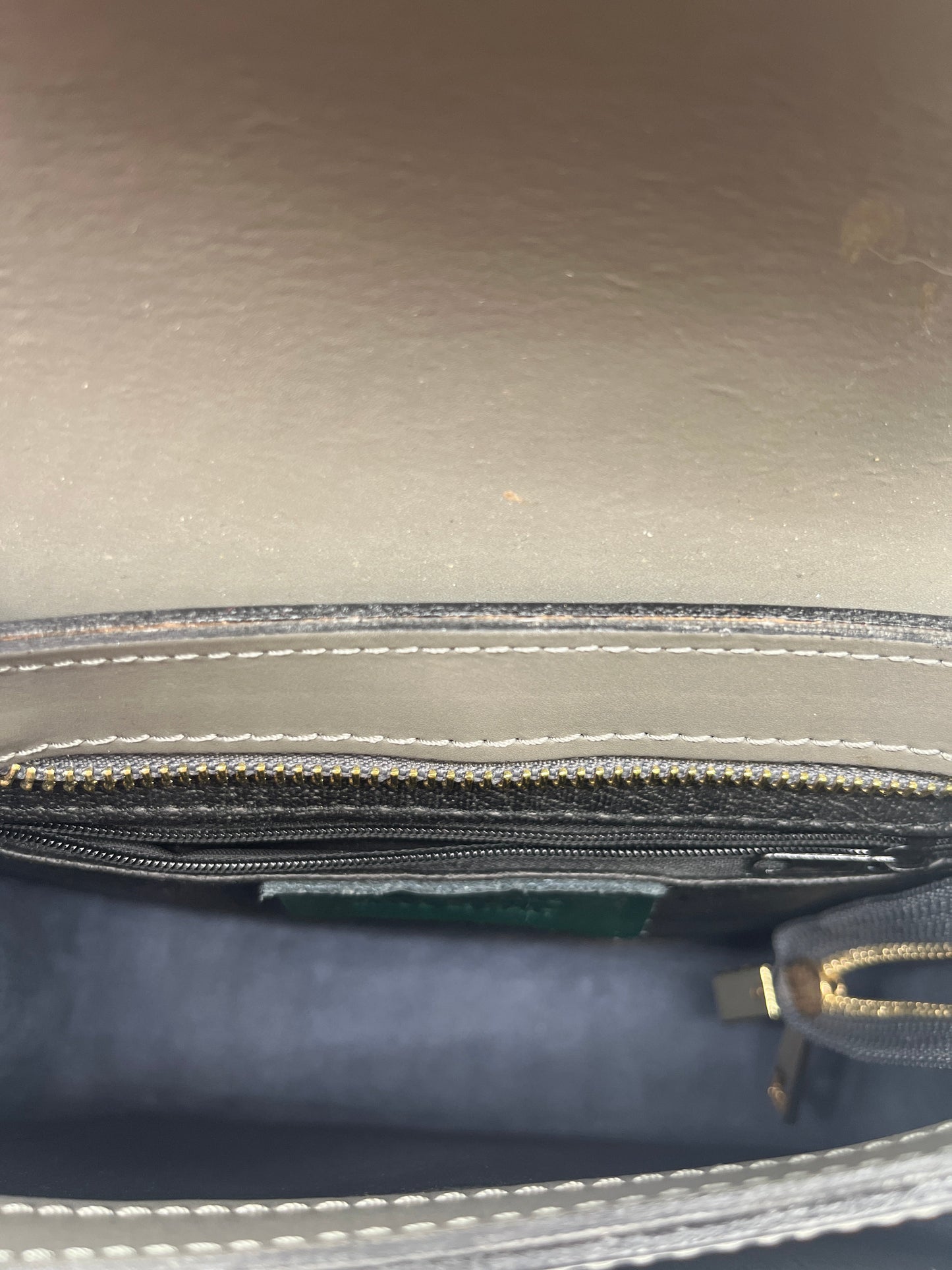 Handbag Leather By Clothes Mentor  Size: Small