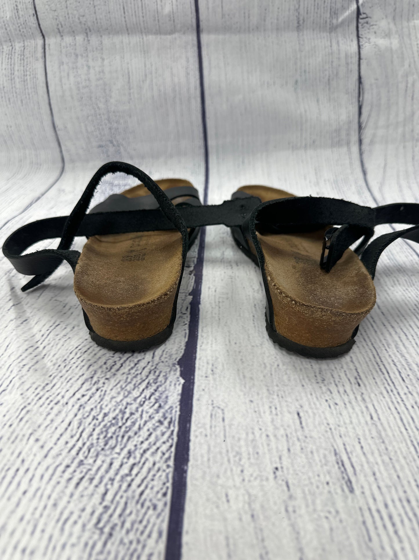 Sandals Flats By Birkenstock In Black, Size: 8.5