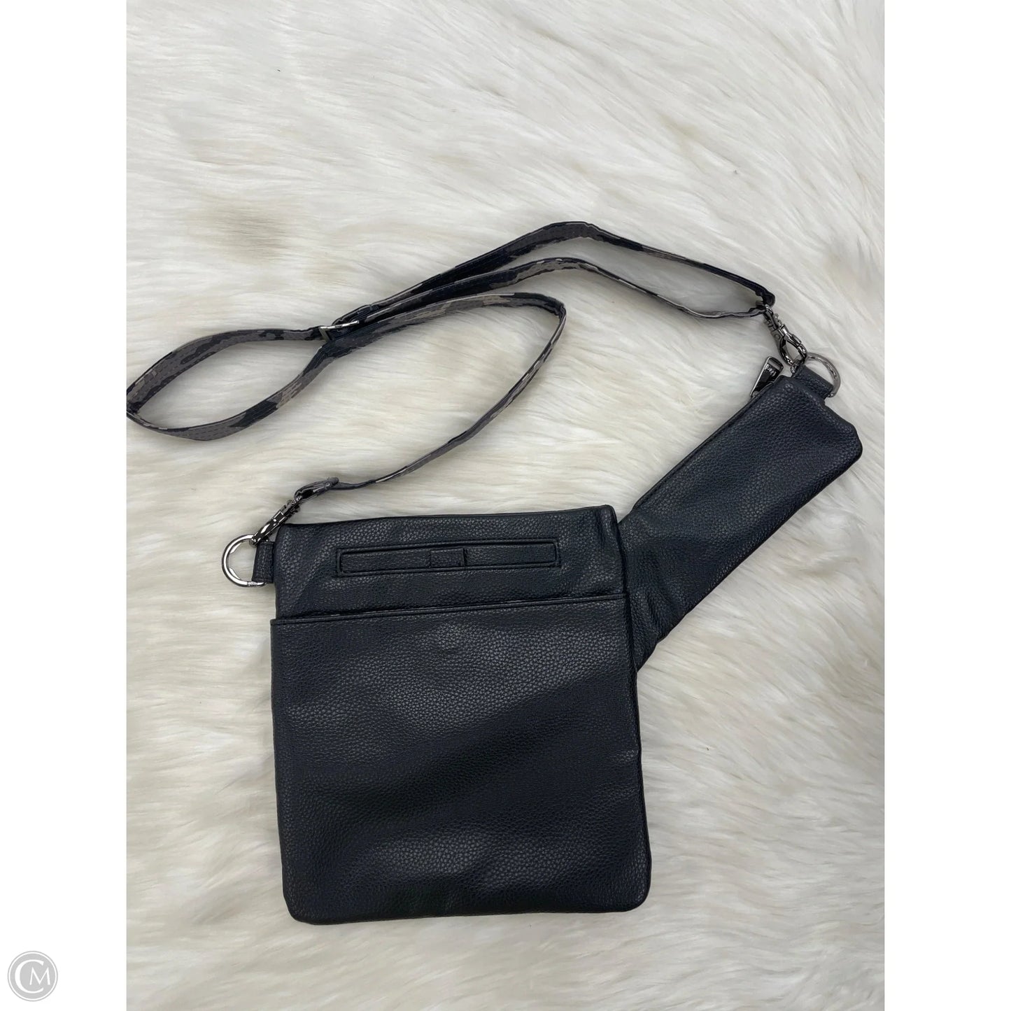 Crossbody By Lug, Size: Medium