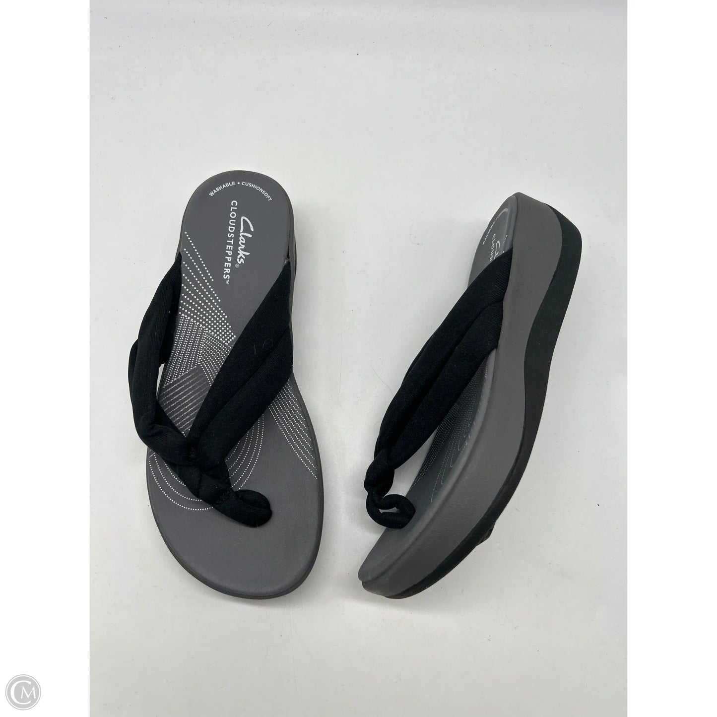 Sandals Flip Flops By Clarks In Grey, Size: 7