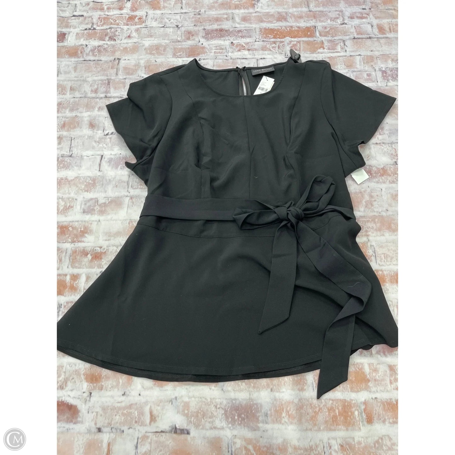 Top Short Sleeve By Lane Bryant In Black, Size: 2x