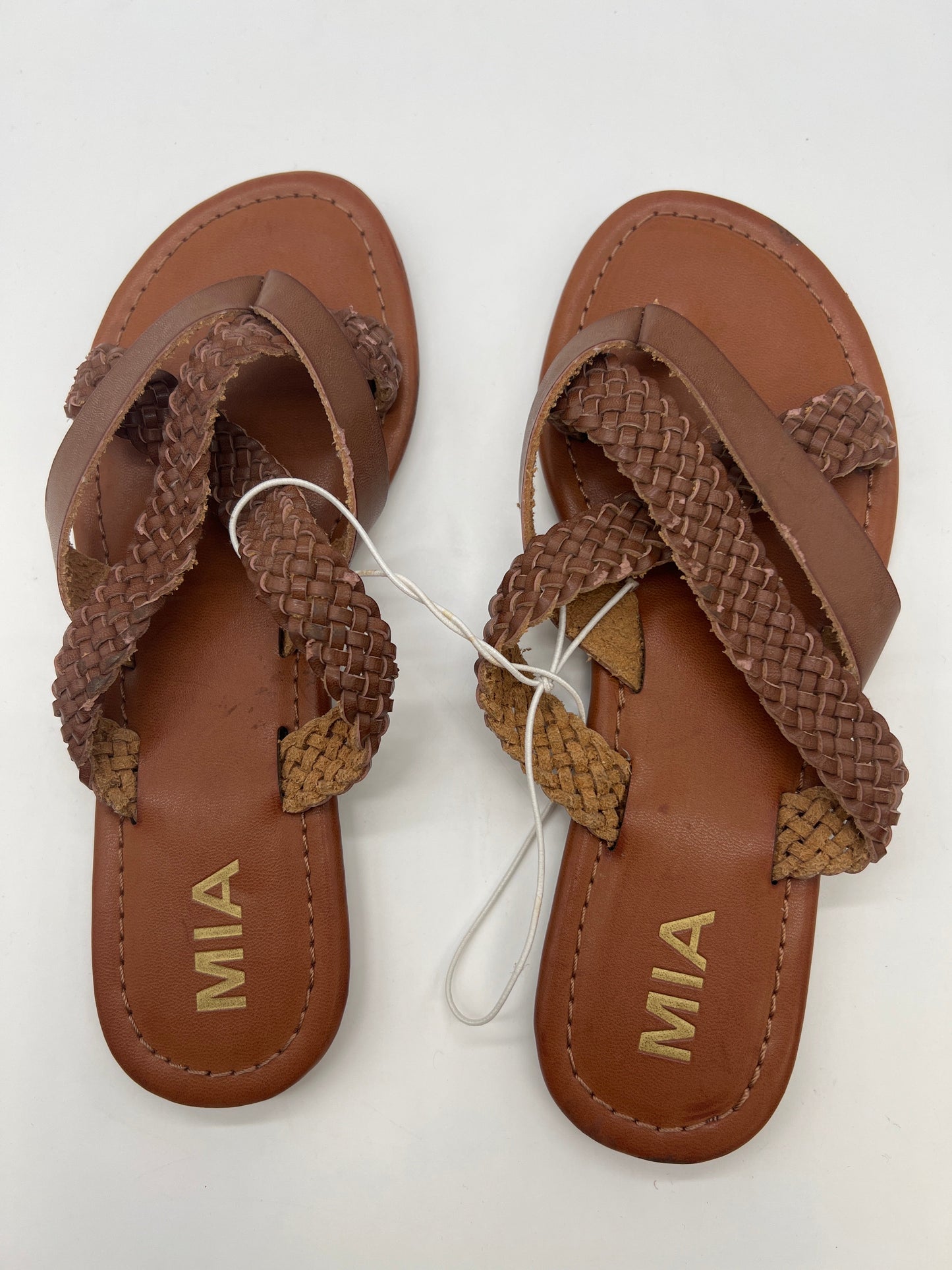 Tan Sandals Flats Mia, Size 6.5