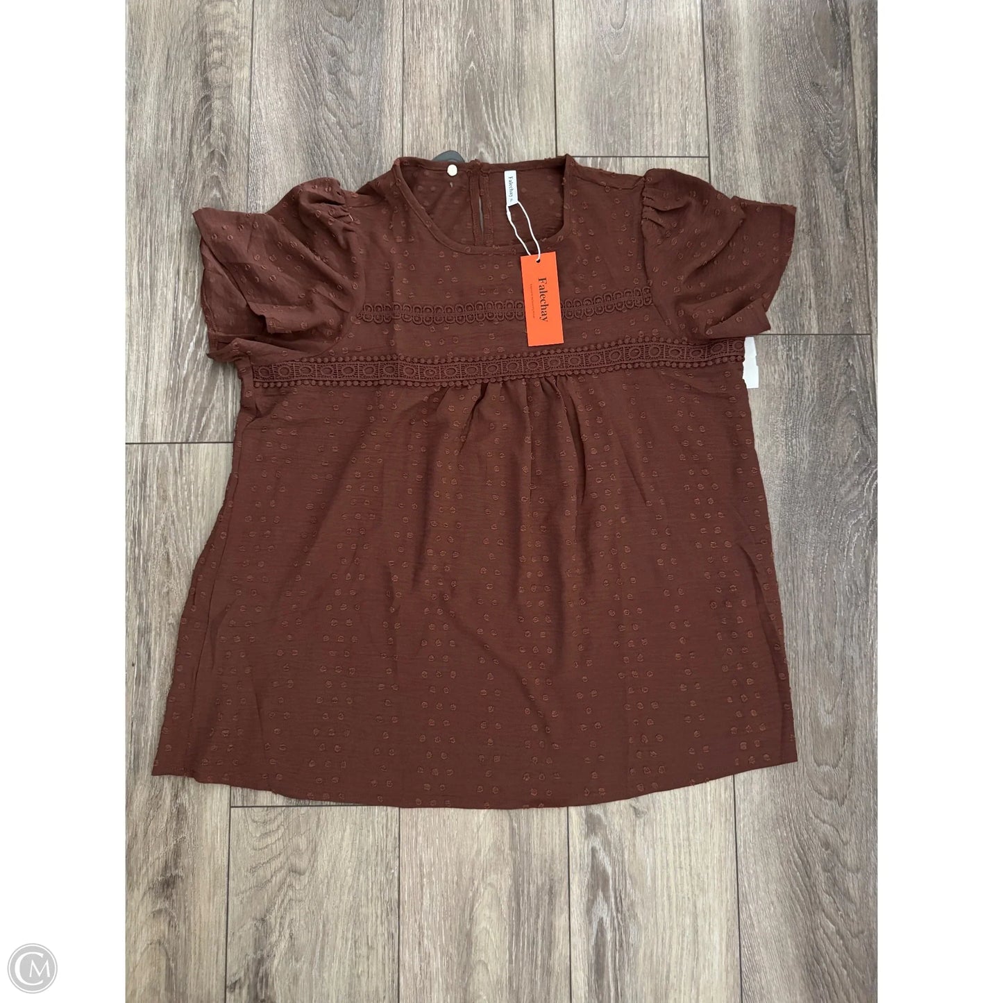 Top Short Sleeve By Clothes Mentor In Brown, Size: Xl