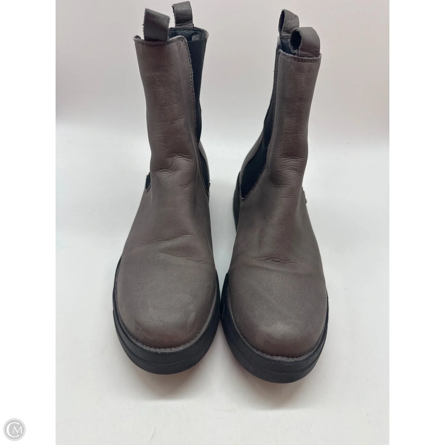 Boots Ankle Flats By Clothes Mentor In Grey, Size: 10.5