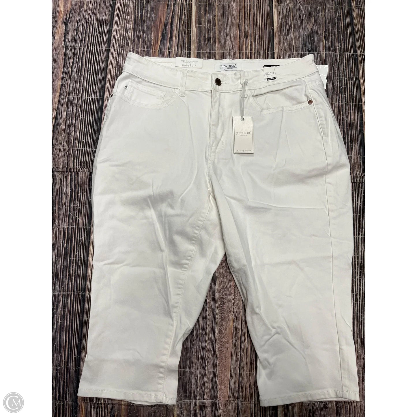 Capris By Judy Blue In White, Size: 16