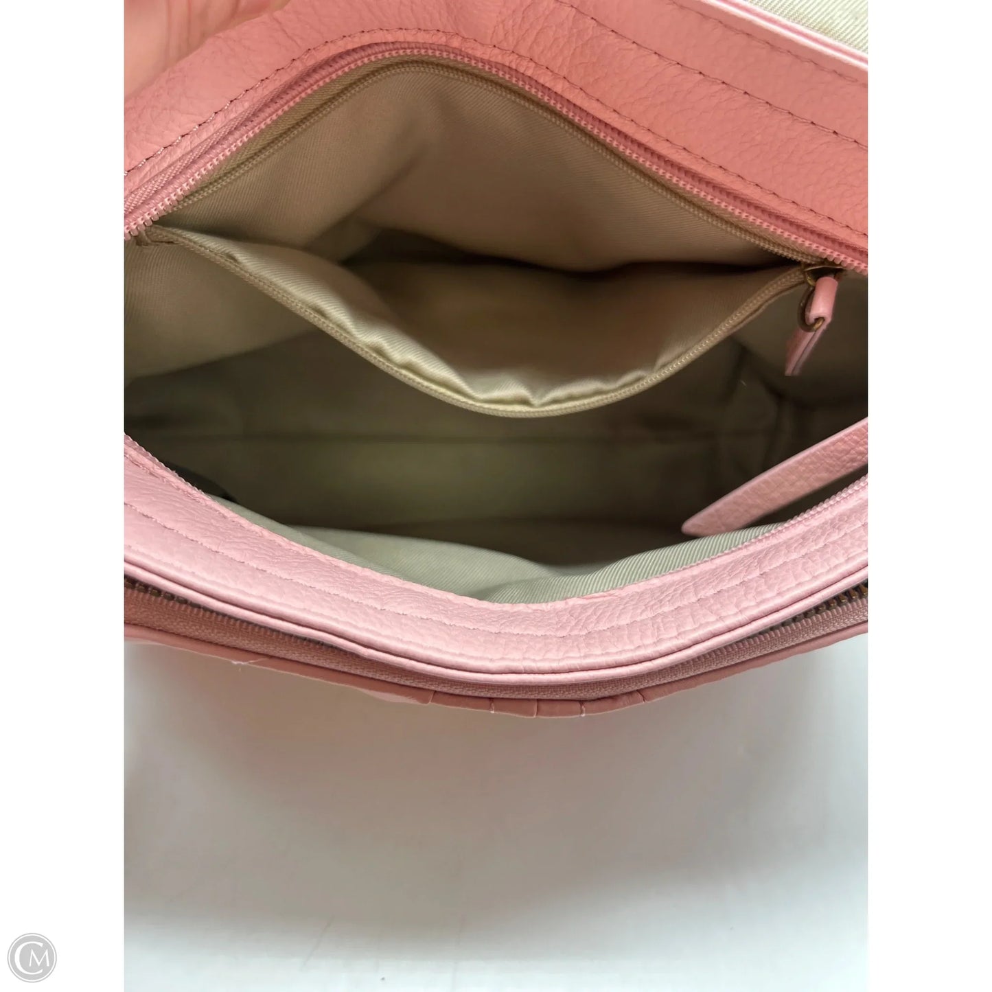 Crossbody By Clothes Mentor, Size: Medium